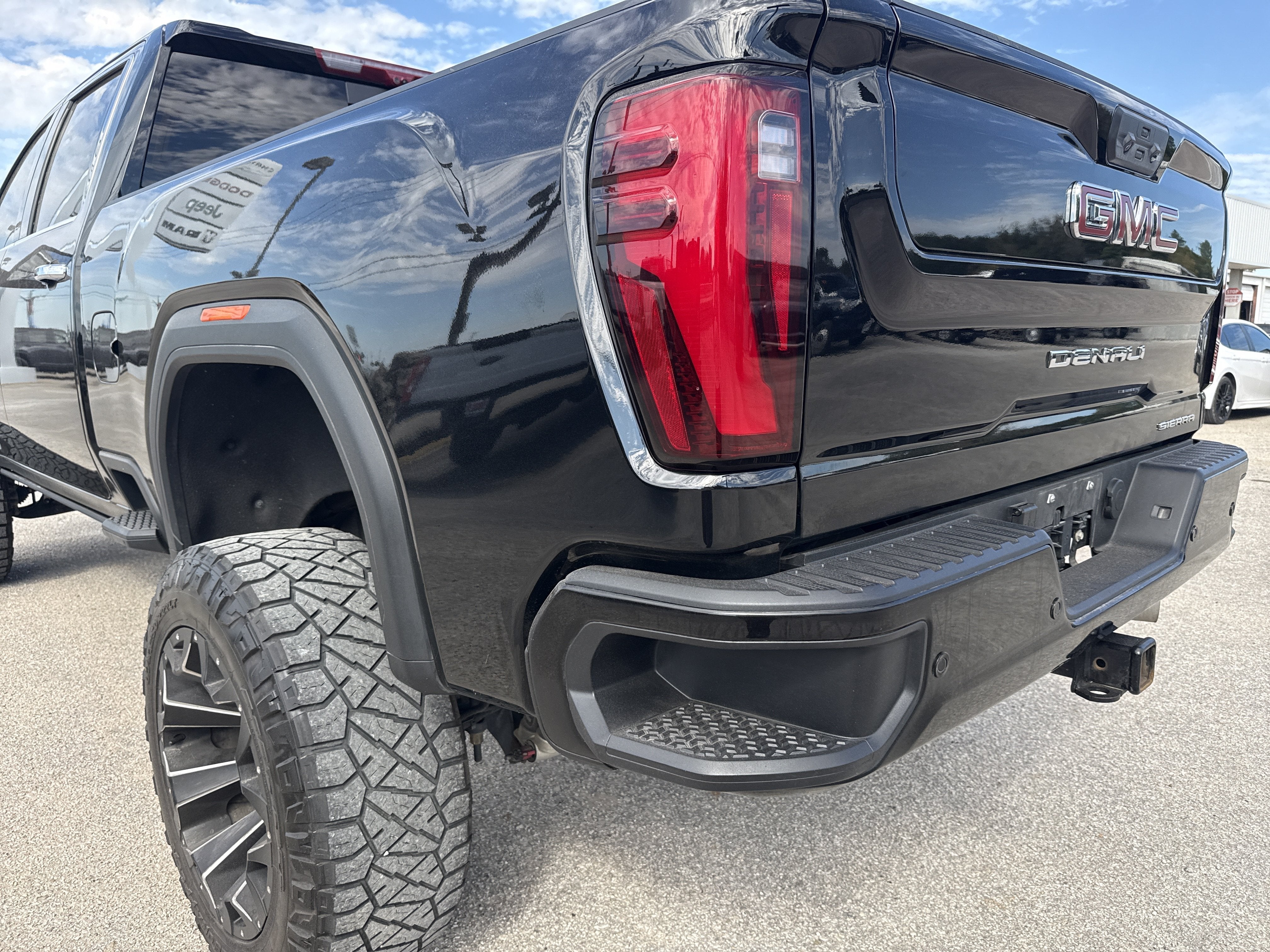 2025 GMC Sierra 2500HD Denali