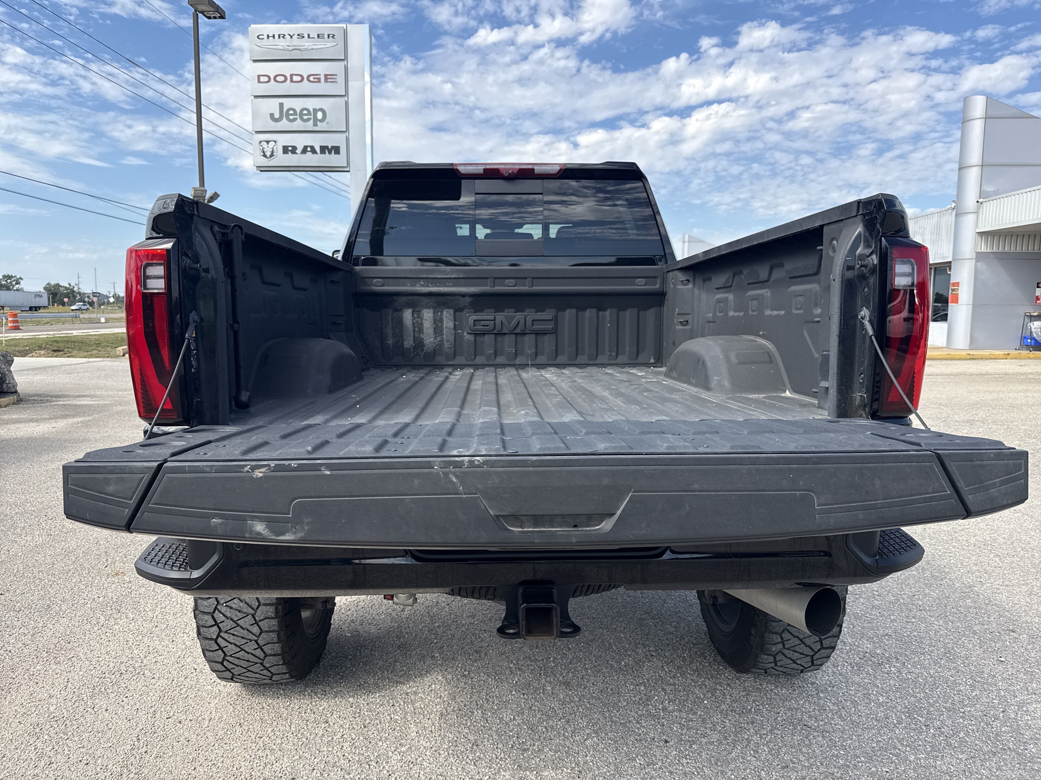 2025 GMC Sierra 2500HD Denali