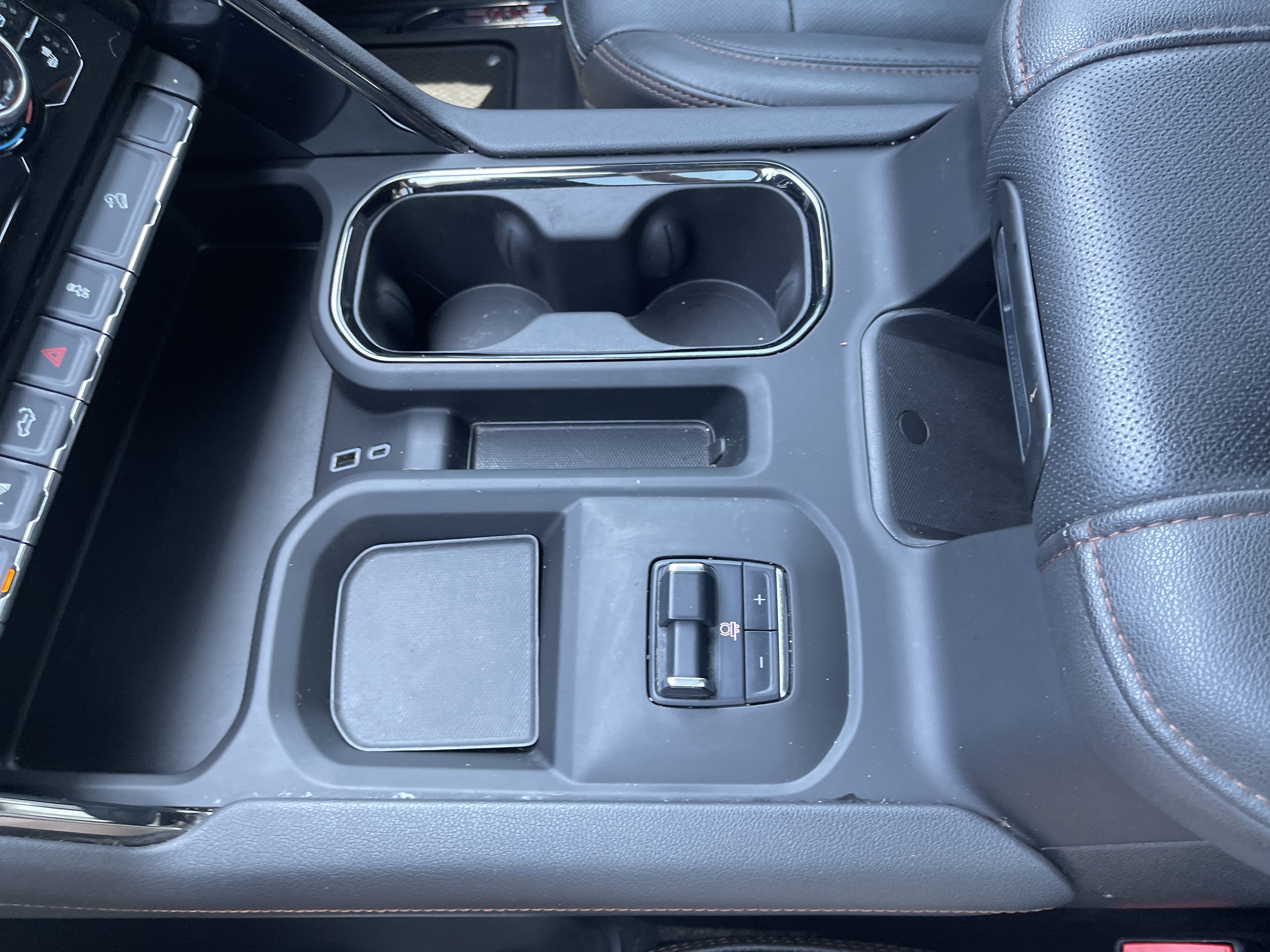 2025 GMC Sierra 3500HD AT4