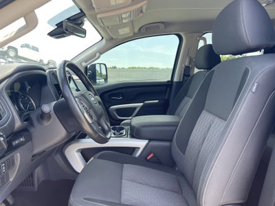 2024 Nissan Titan XD SV
