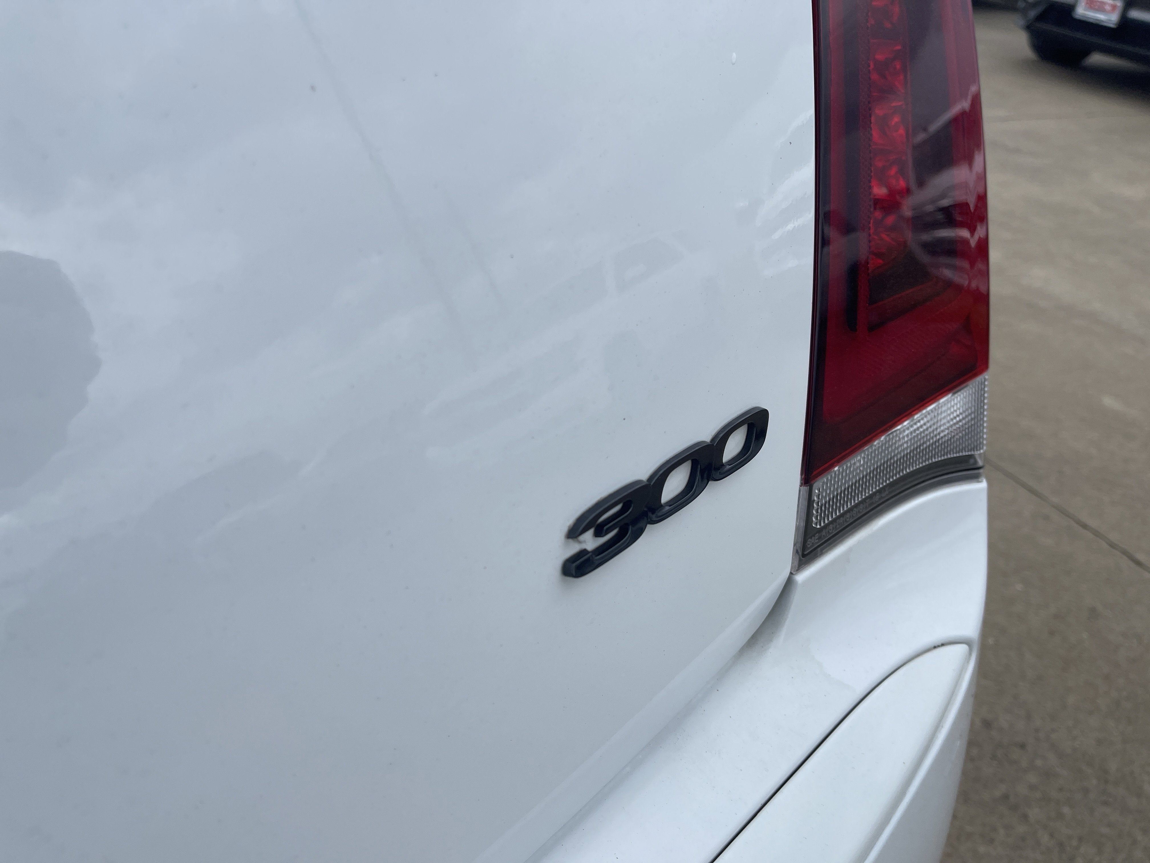2023 Chrysler 300 Touring L