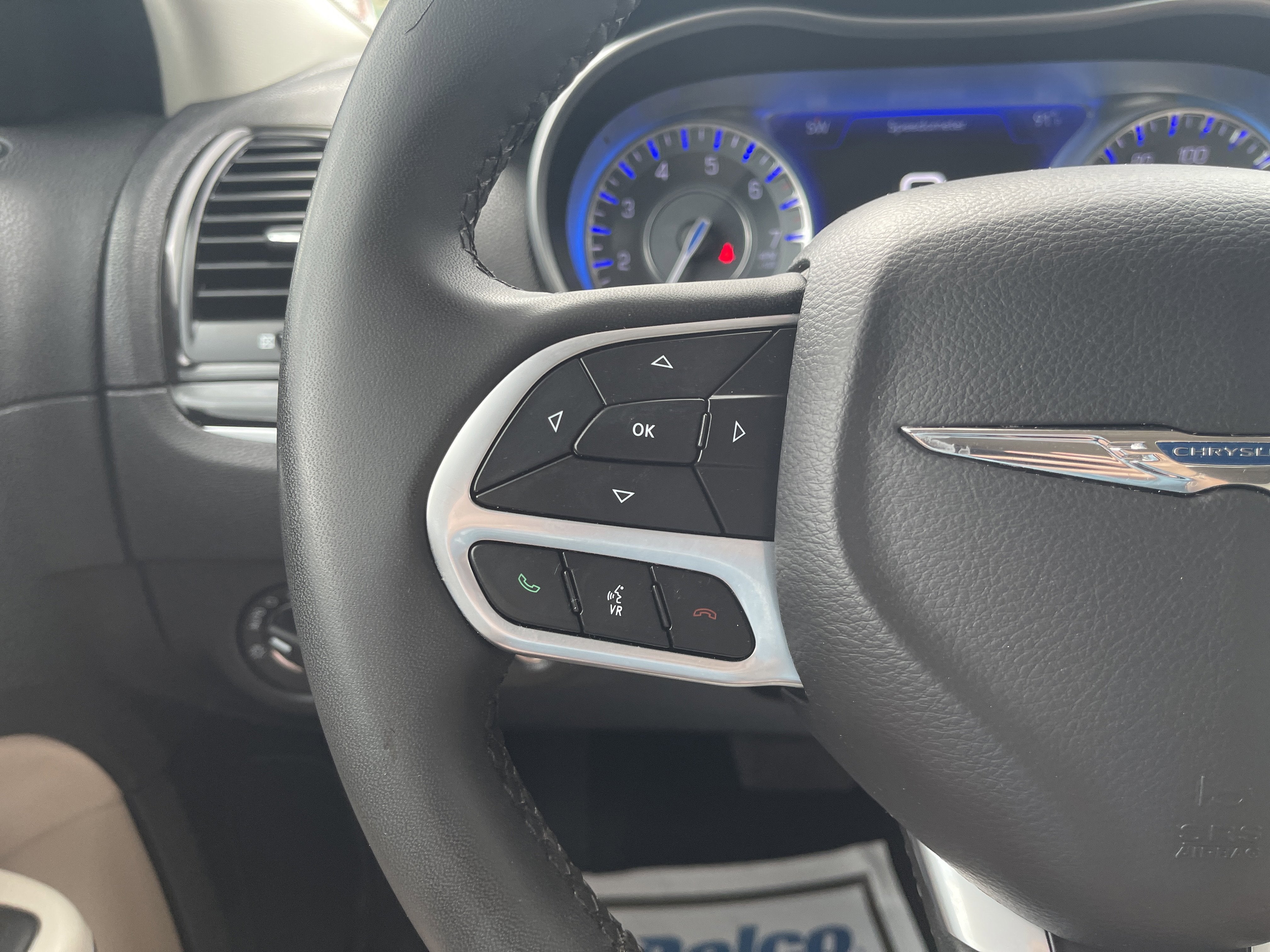 2023 Chrysler 300 Touring L