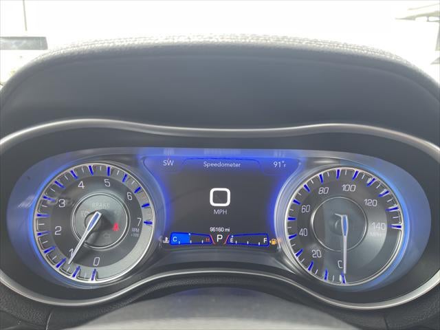 2023 Chrysler 300 Touring L