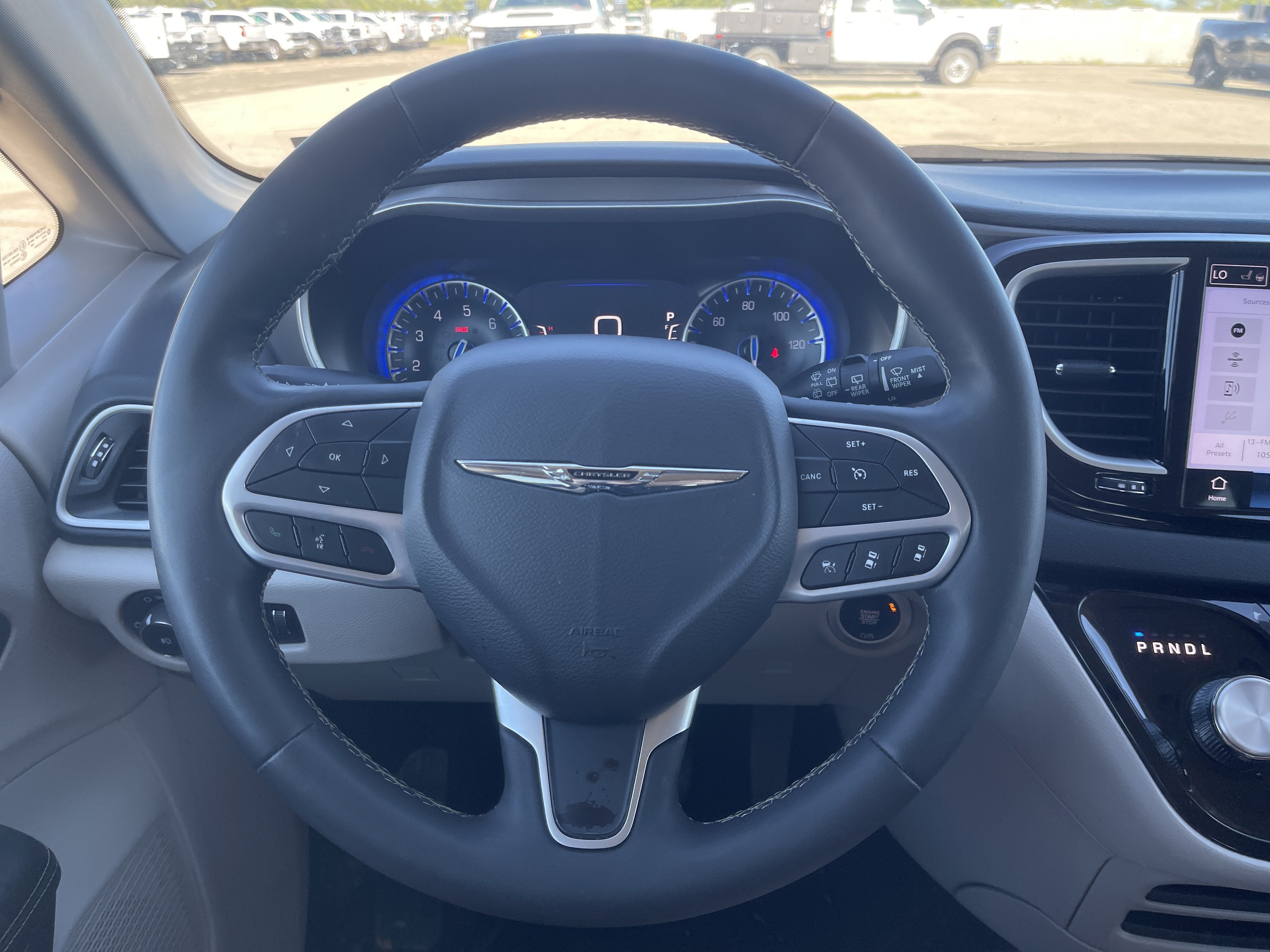 2023 Chrysler Pacifica Touring L