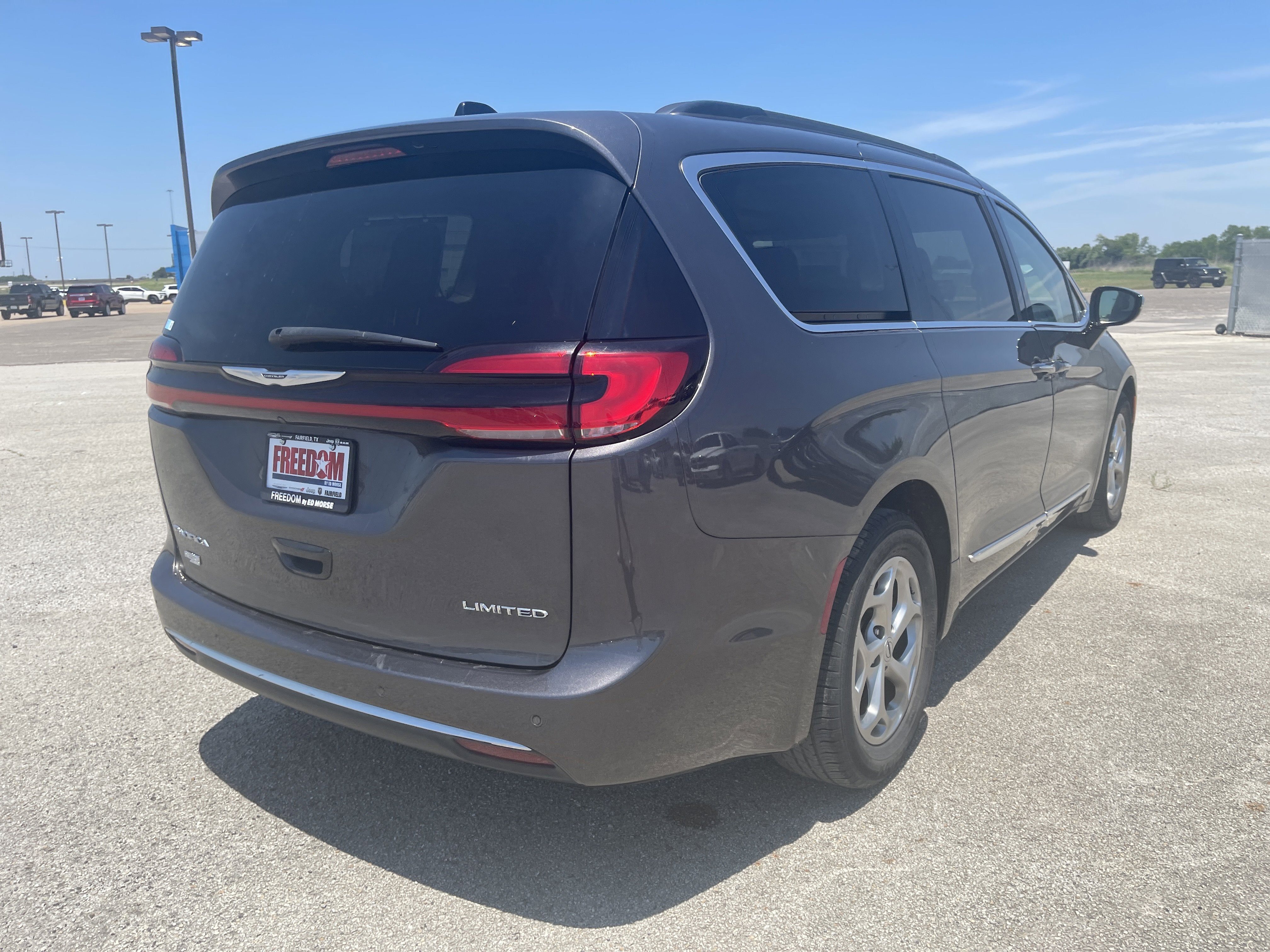 2023 Chrysler Pacifica Limited