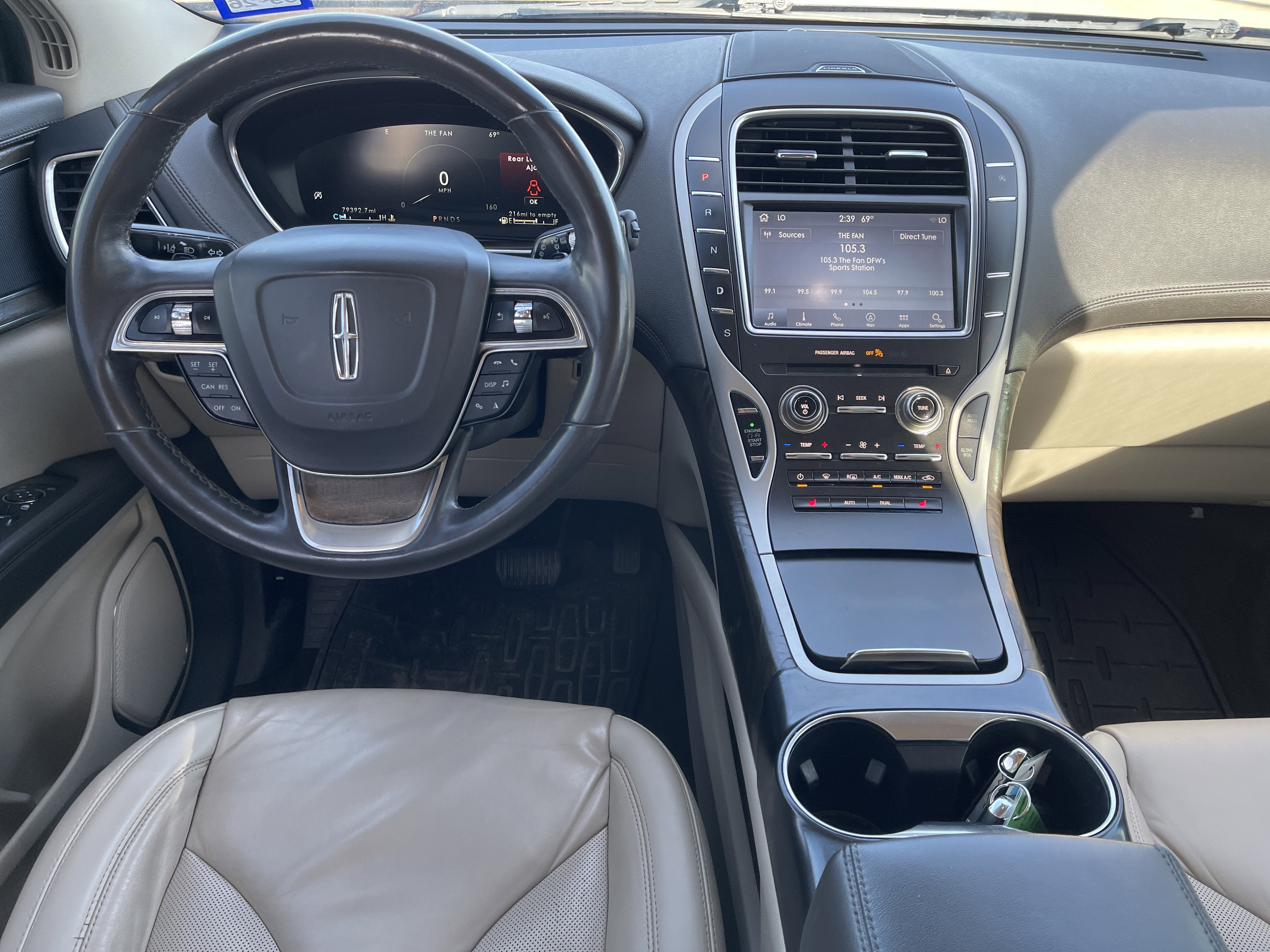 2019 Lincoln Nautilus Select