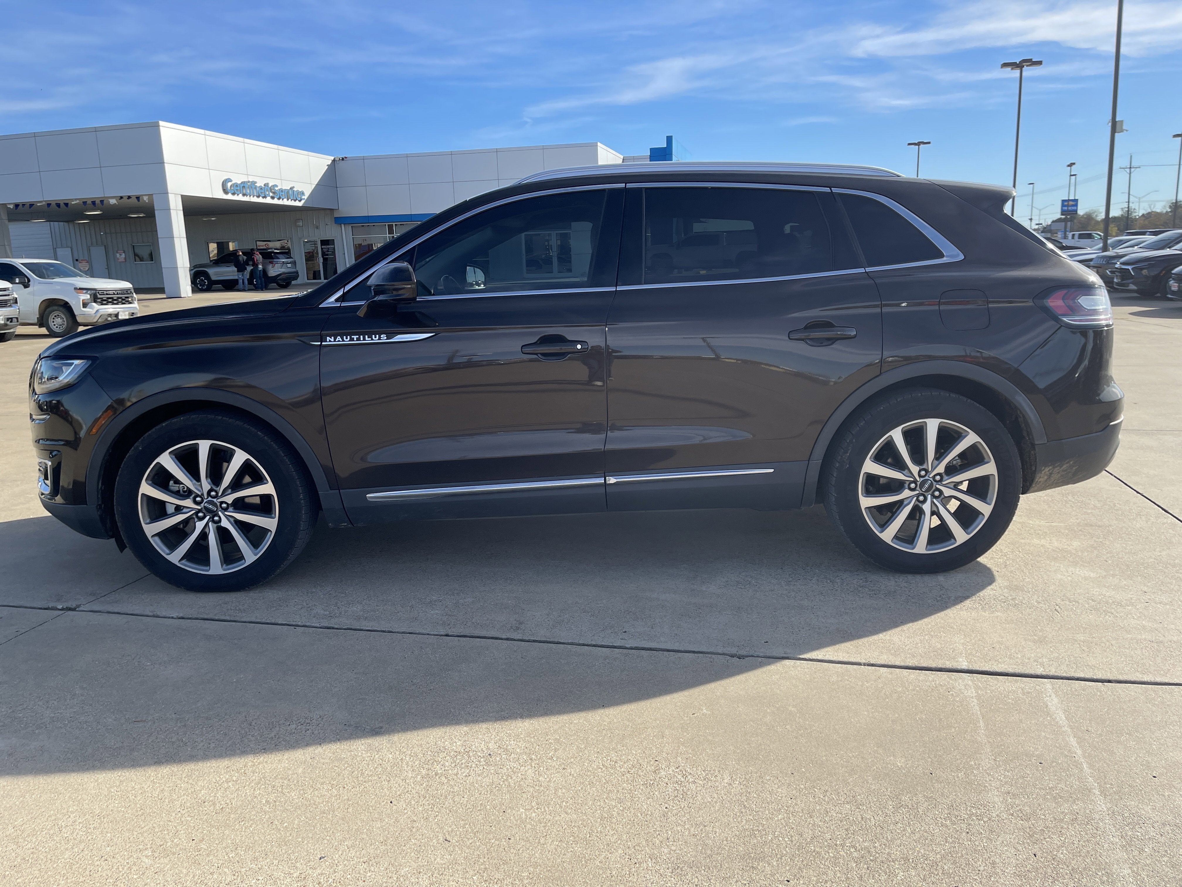2019 Lincoln Nautilus Select