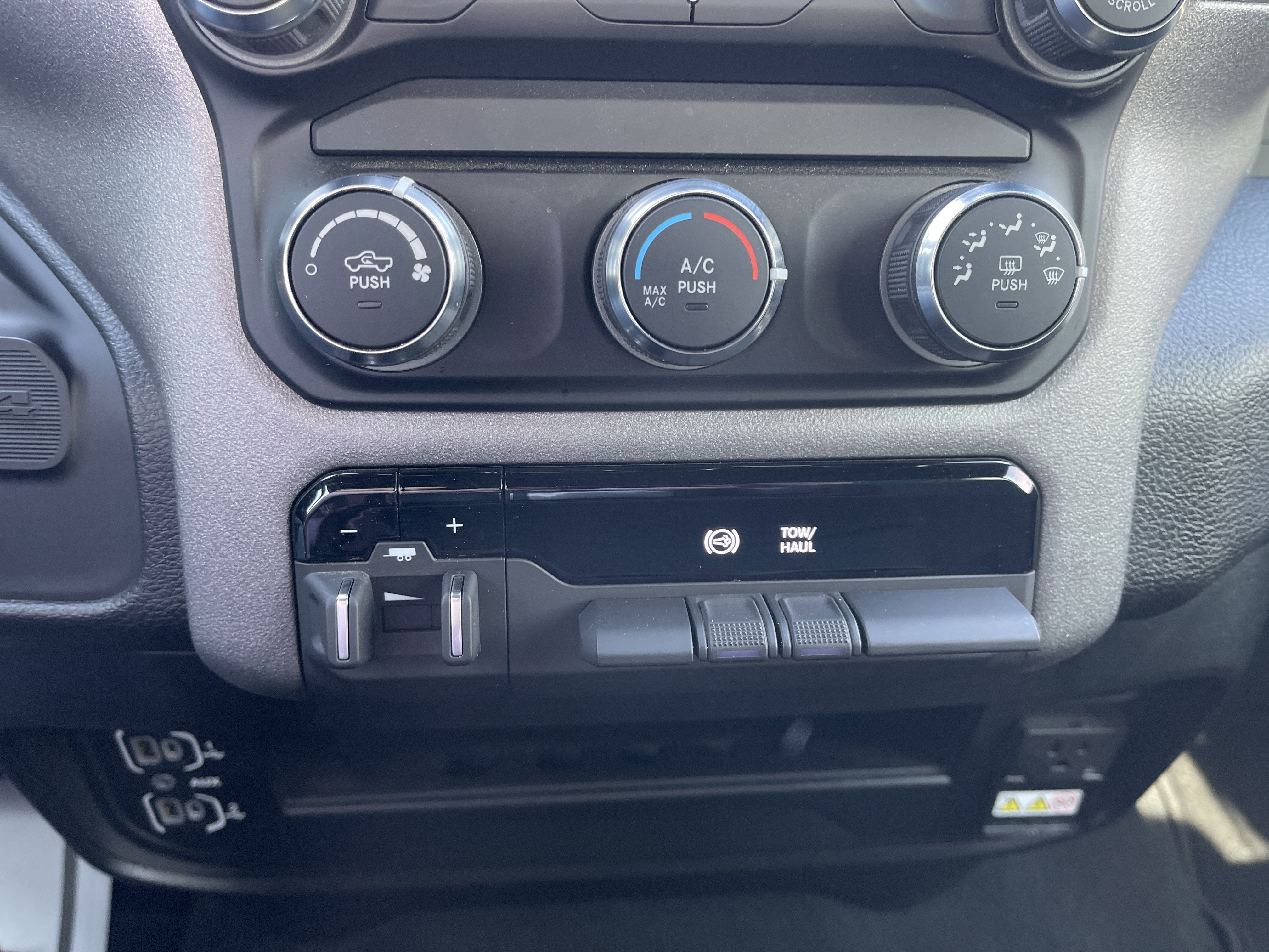 2024 RAM 3500 Tradesman