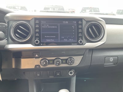 2022 Toyota Tacoma 2WD SR5