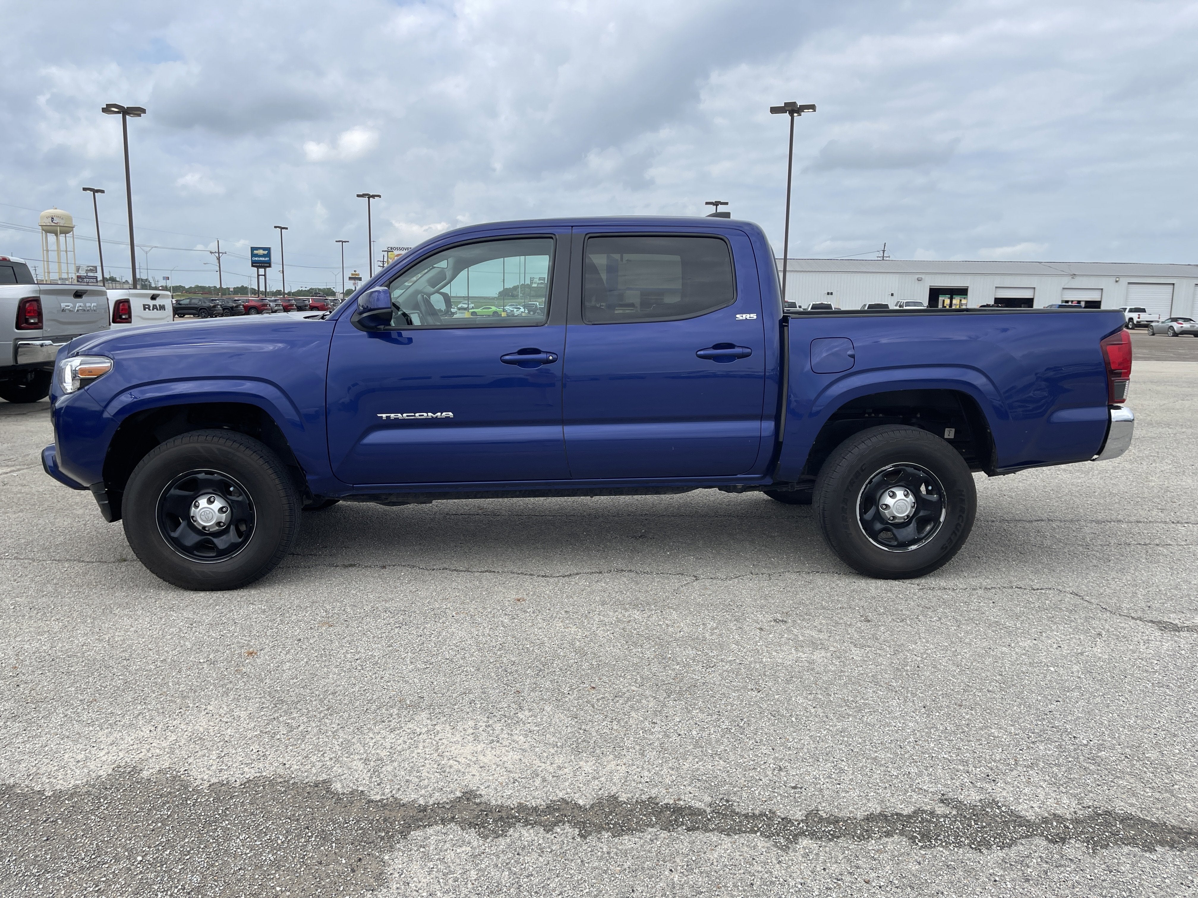 2022 Toyota Tacoma 2WD SR5