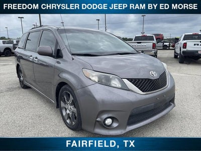 2014 Toyota Sienna SE