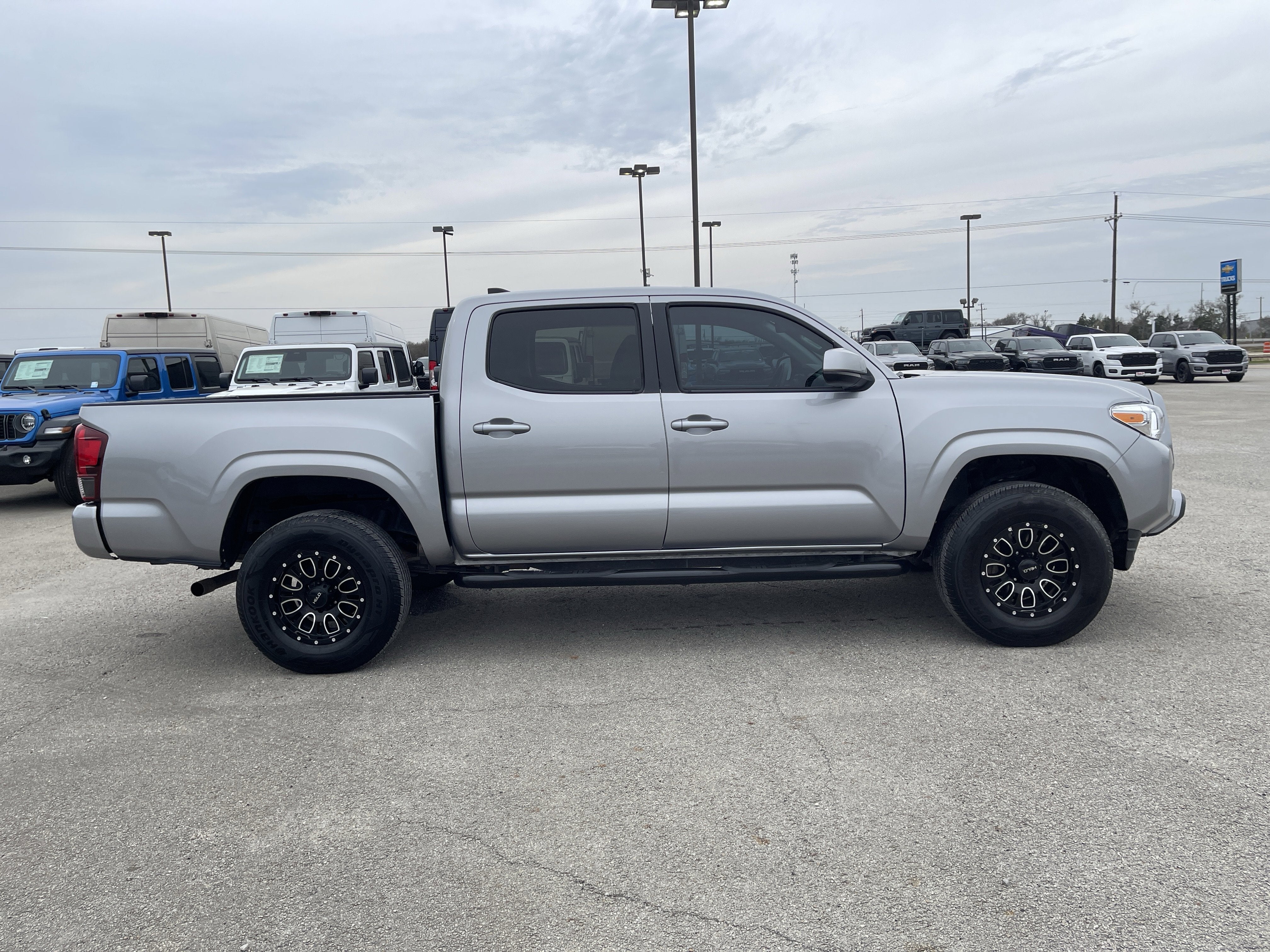 2019 Toyota Tacoma 2WD SR