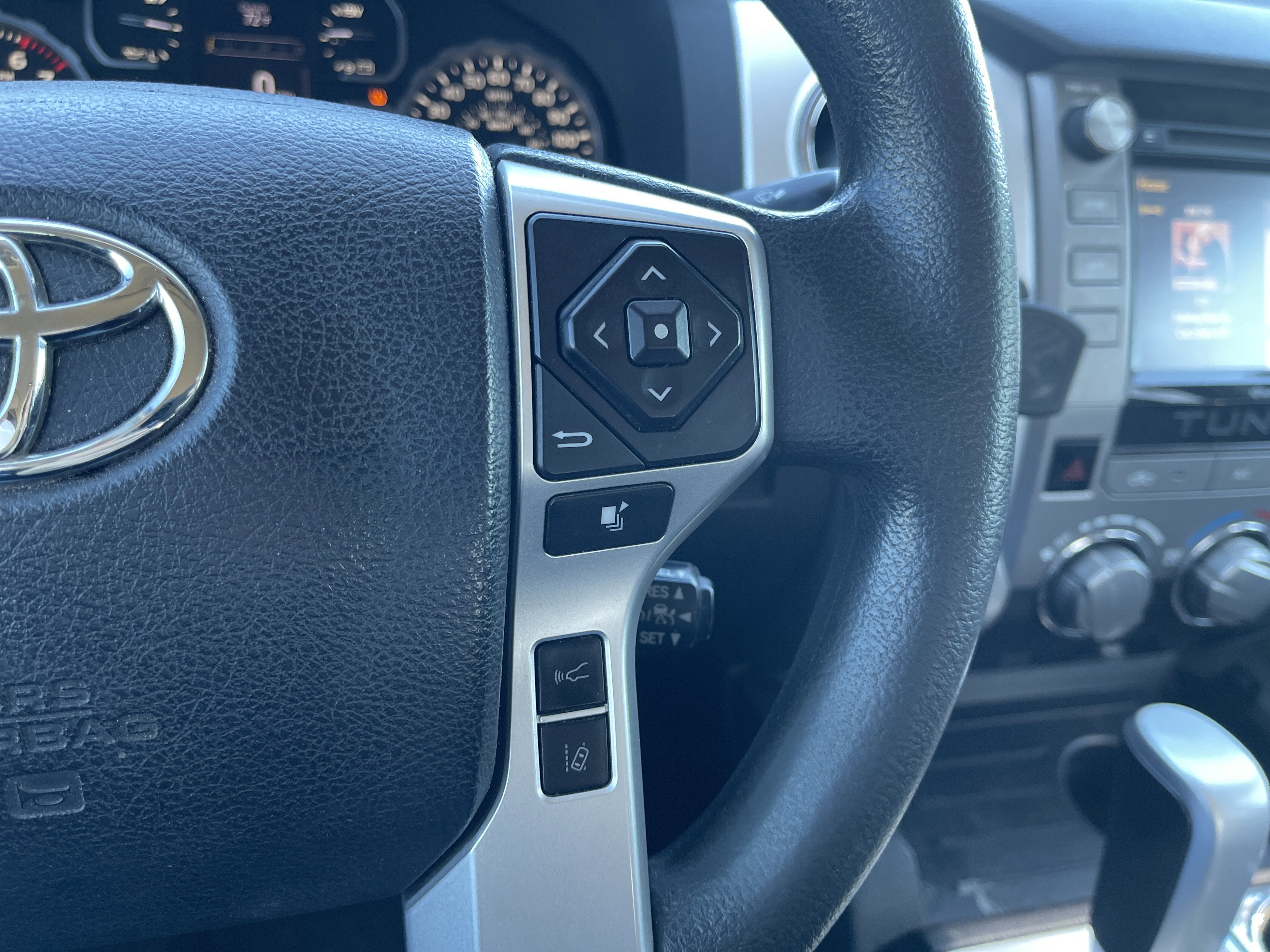 2018 Toyota Tundra 2WD SR5