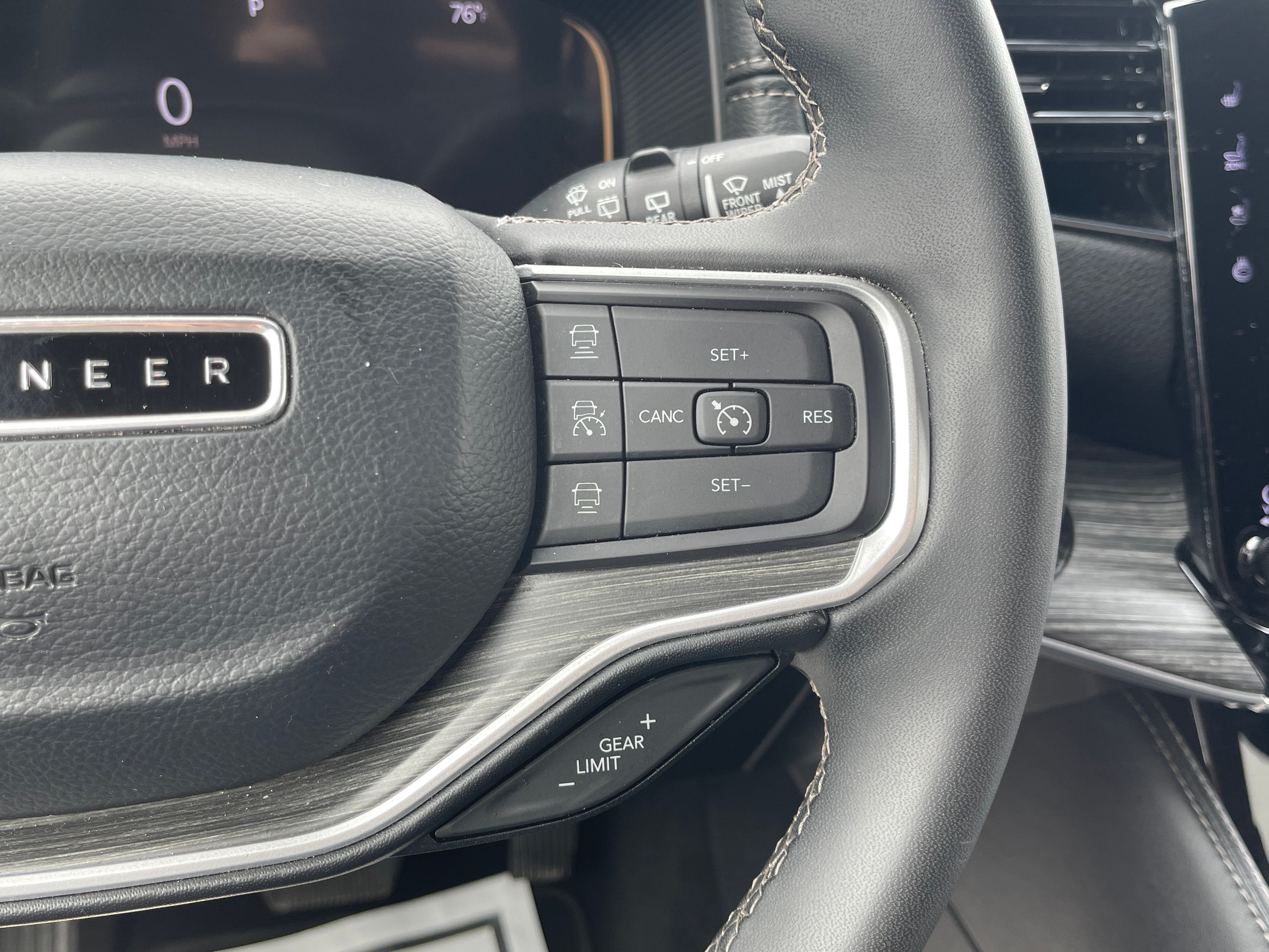 2024 Jeep Wagoneer L Series II