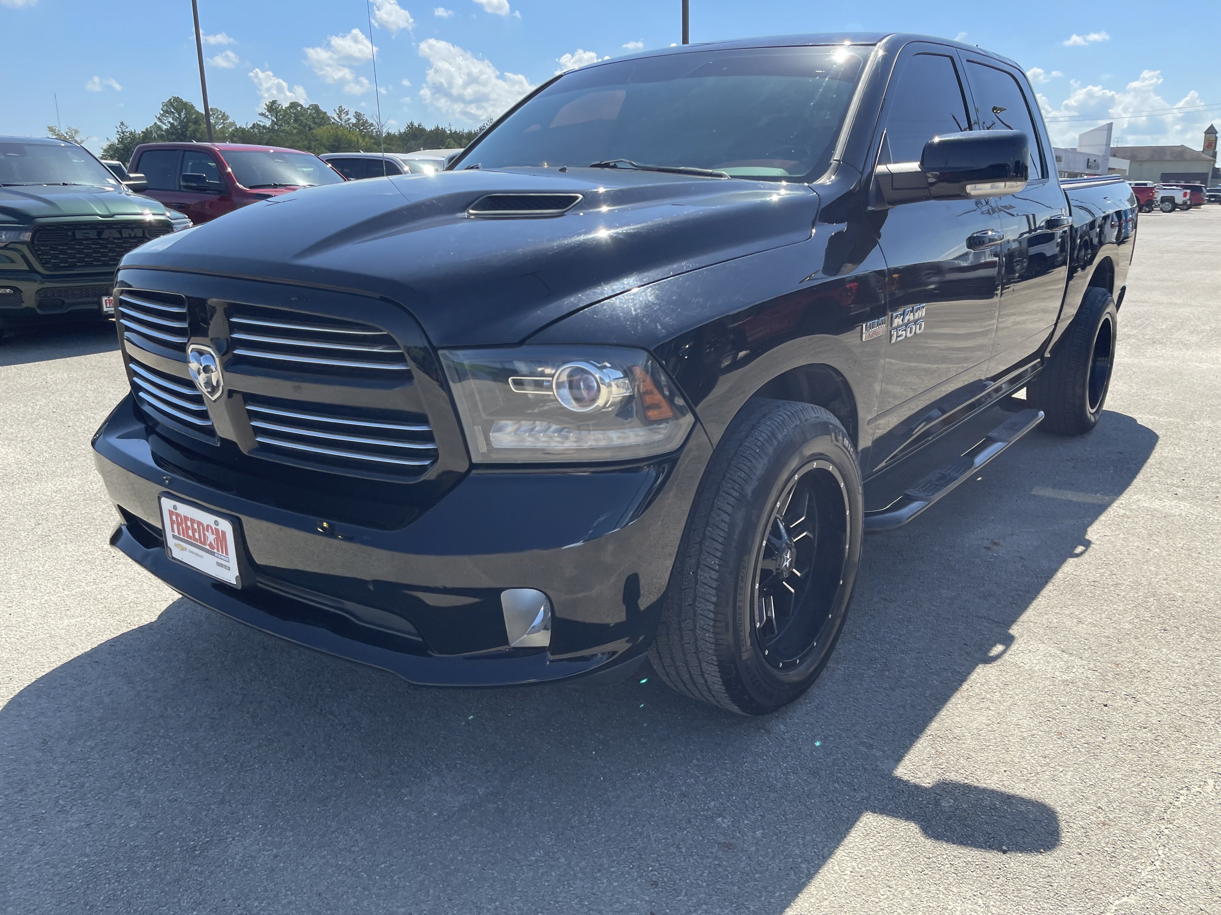 2014 RAM 1500 Sport