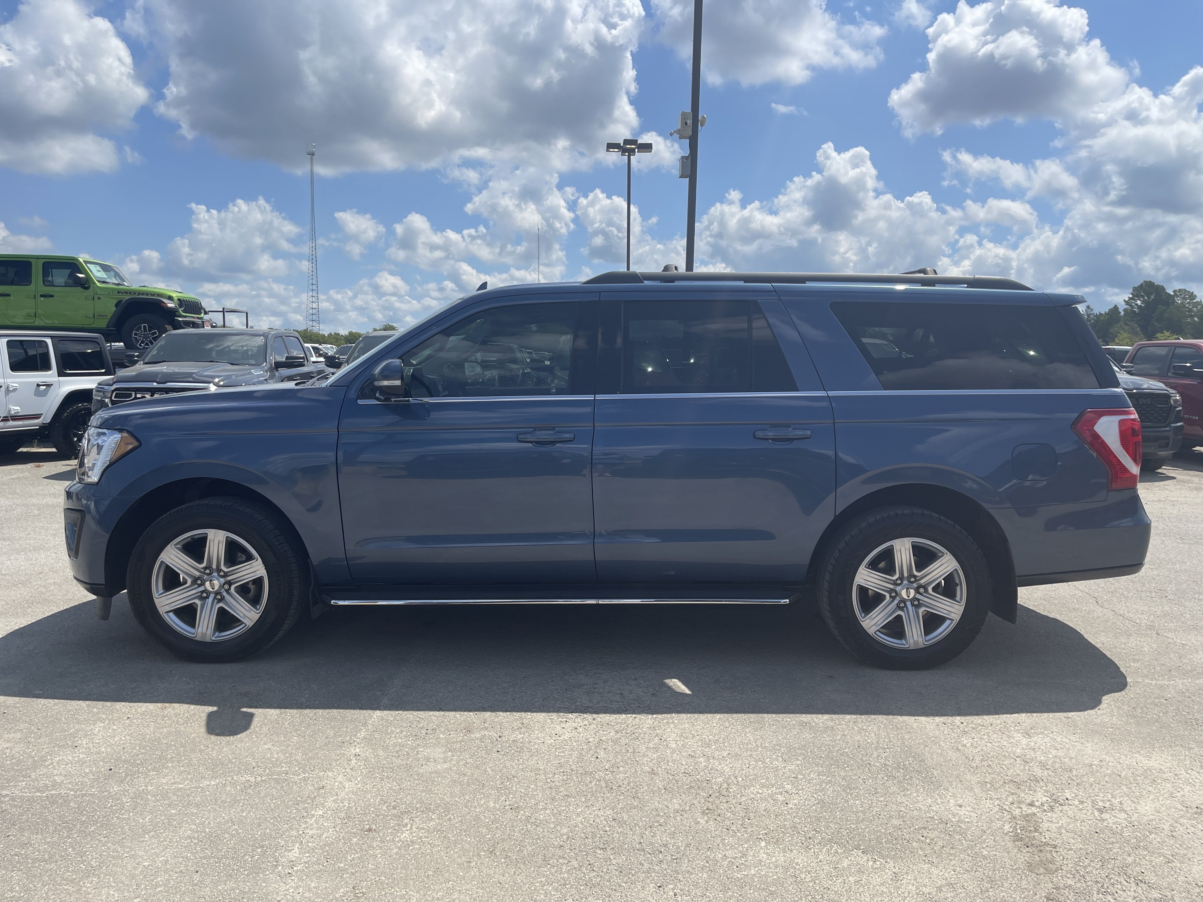 2020 Ford Expedition Max XLT