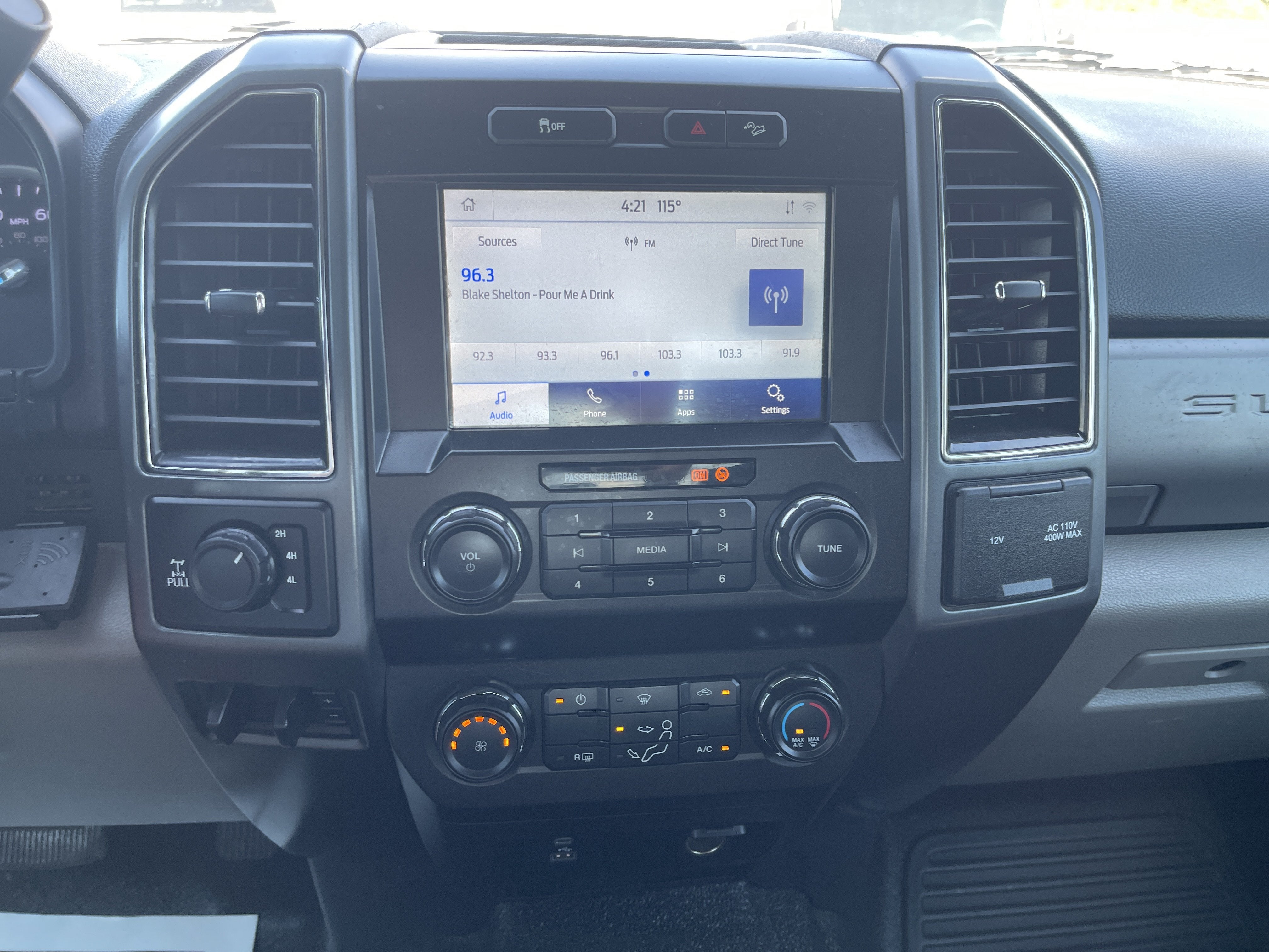 2022 Ford Super Duty F-250 SRW XLT