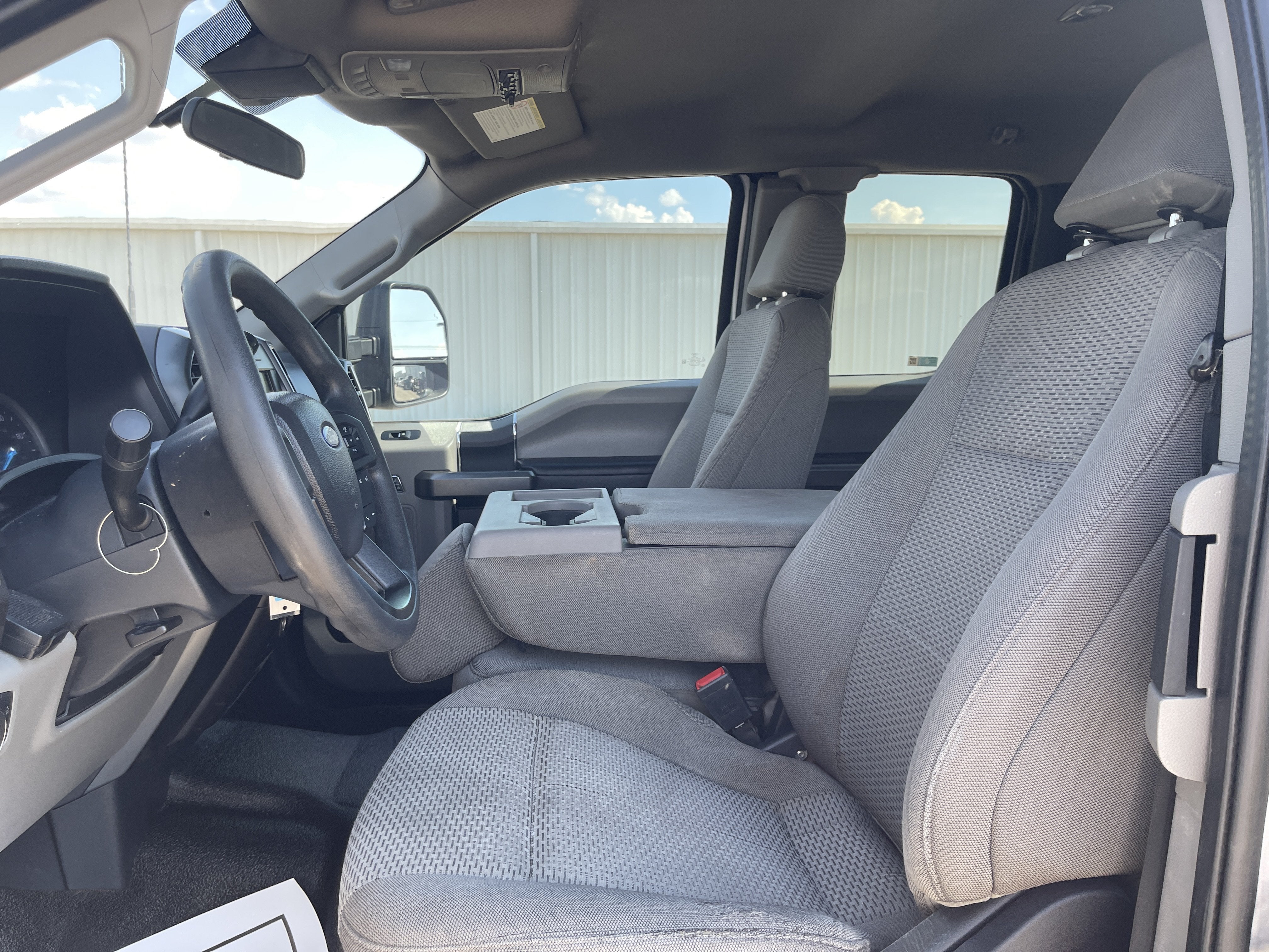 2022 Ford Super Duty F-250 SRW XLT