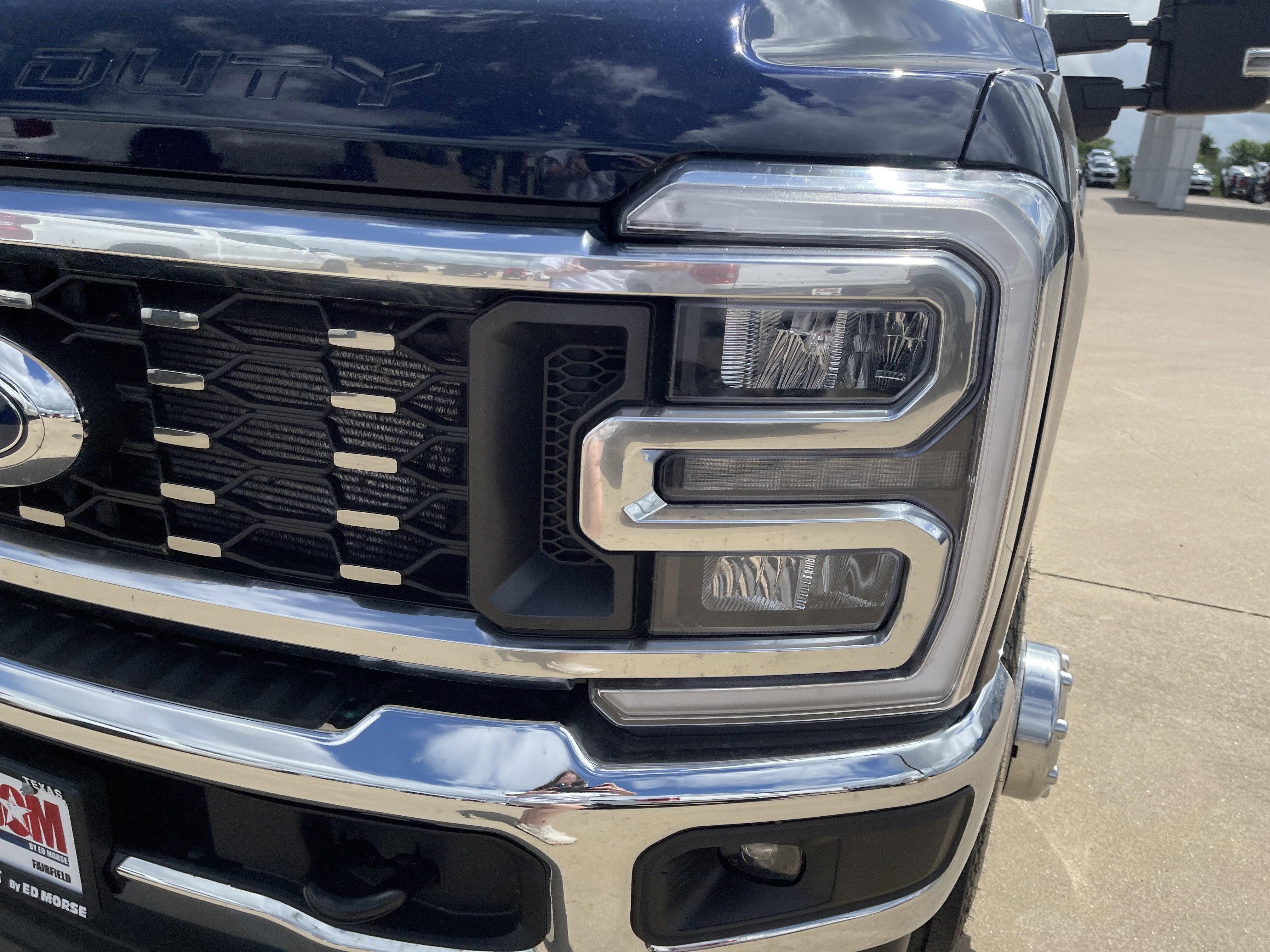 2024 Ford Super Duty F-350 DRW LARIAT