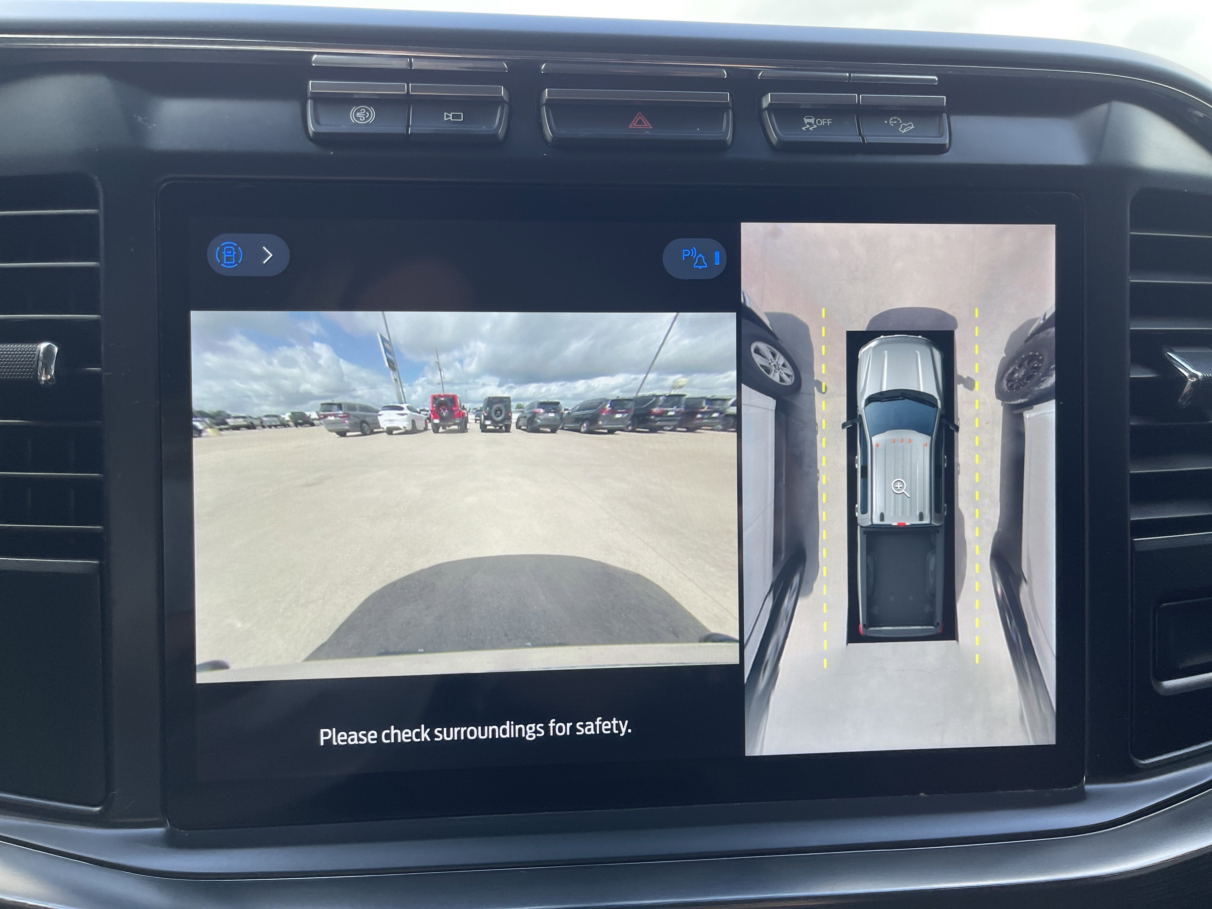 2024 Ford Super Duty F-350 DRW LARIAT