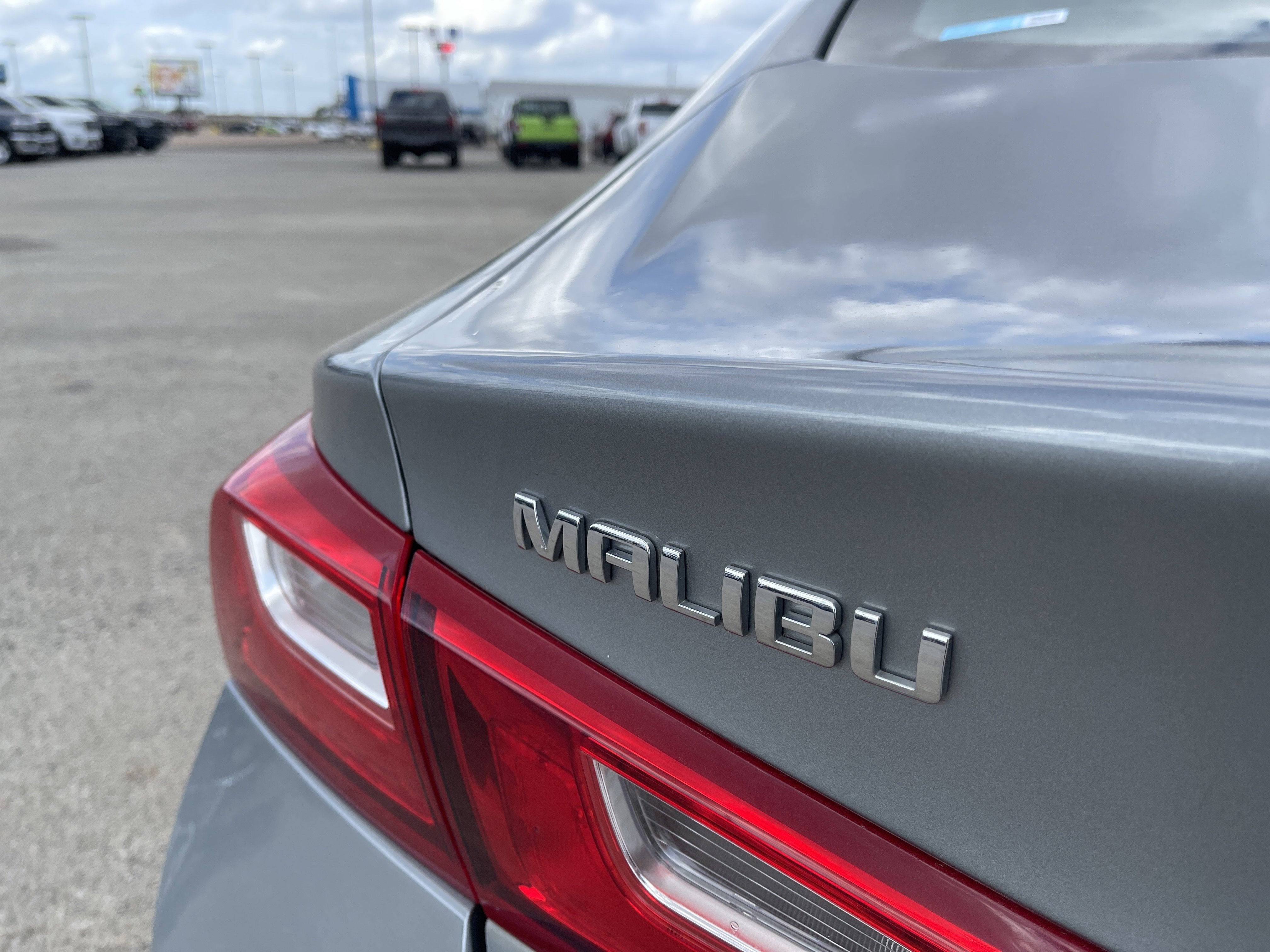 2023 Chevrolet Malibu LS