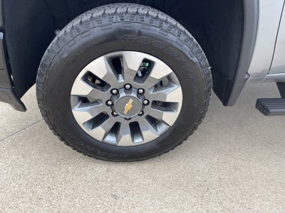 2025 Chevrolet Silverado 2500HD Custom