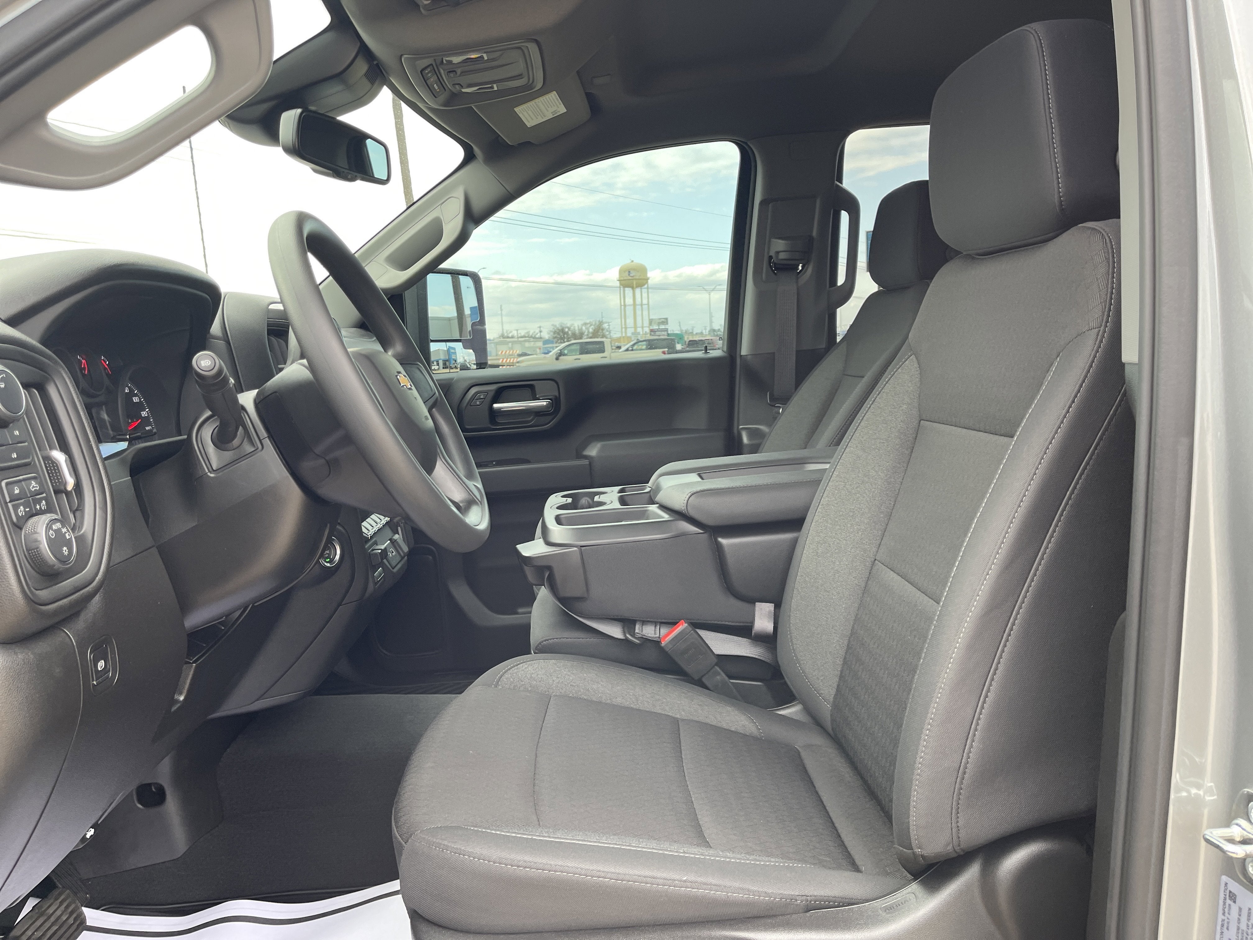 2025 Chevrolet Silverado 2500HD Custom