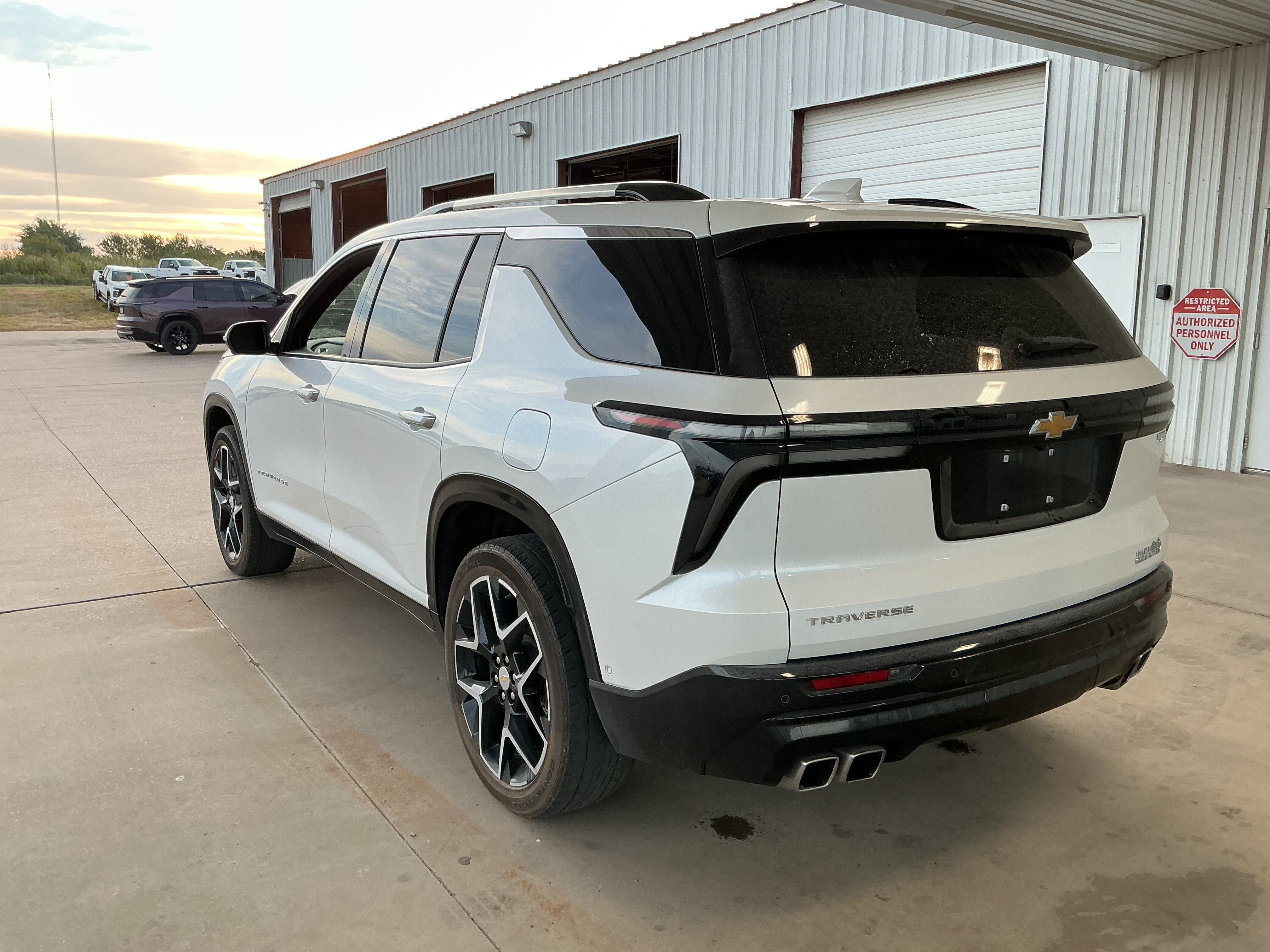 2025 Chevrolet Traverse FWD High Country