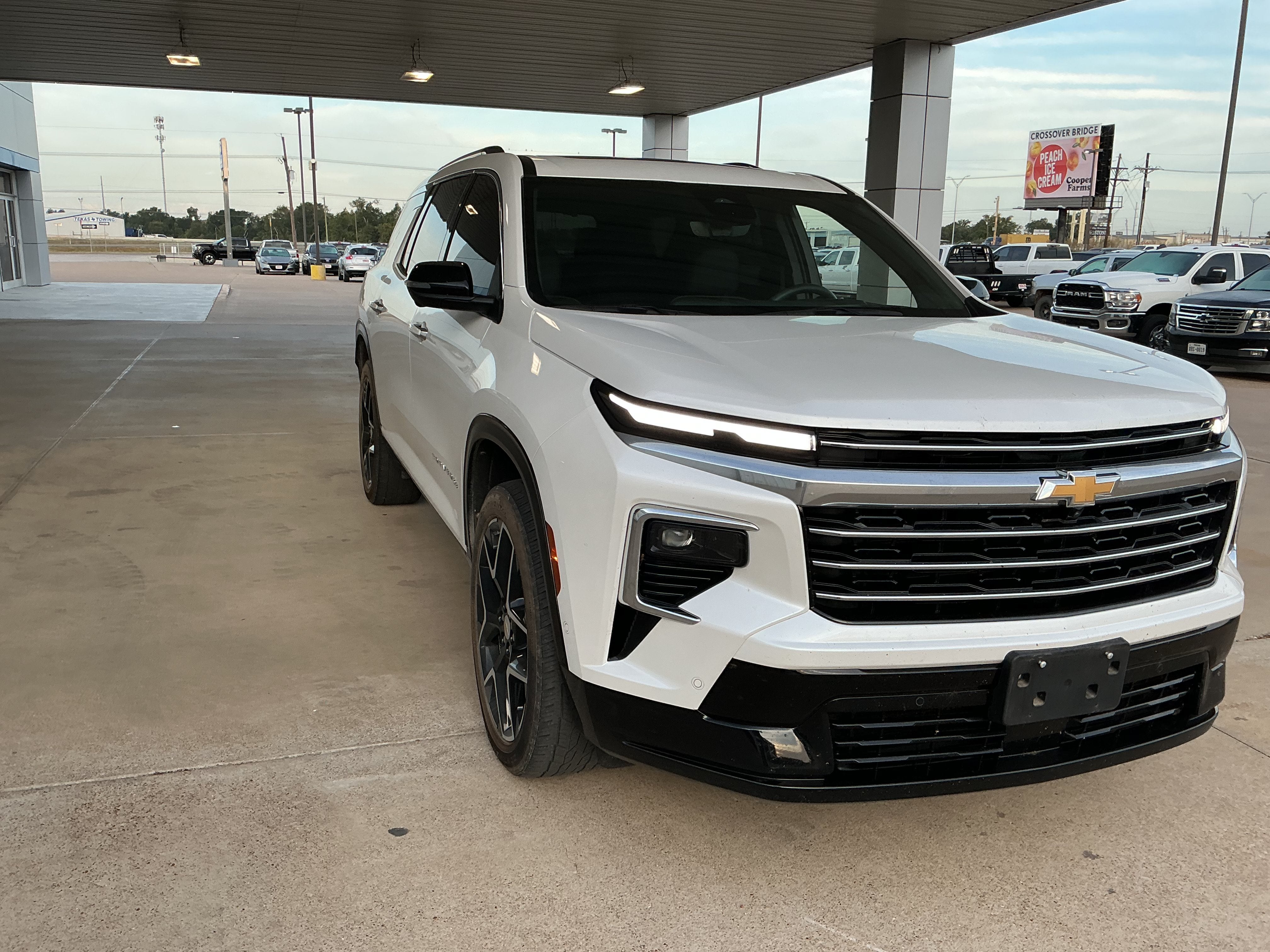 2025 Chevrolet Traverse FWD High Country