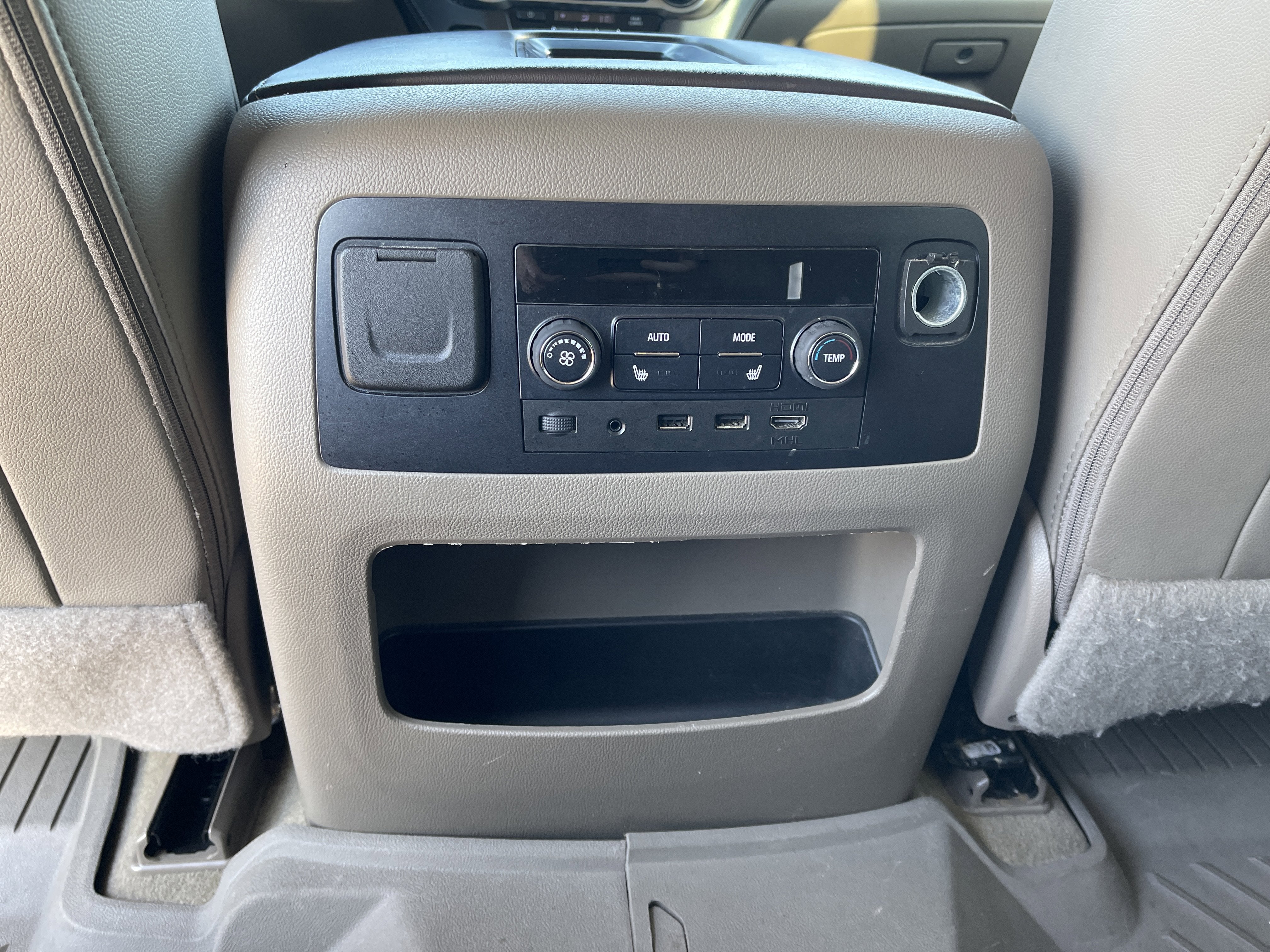 2018 Chevrolet Suburban Premier