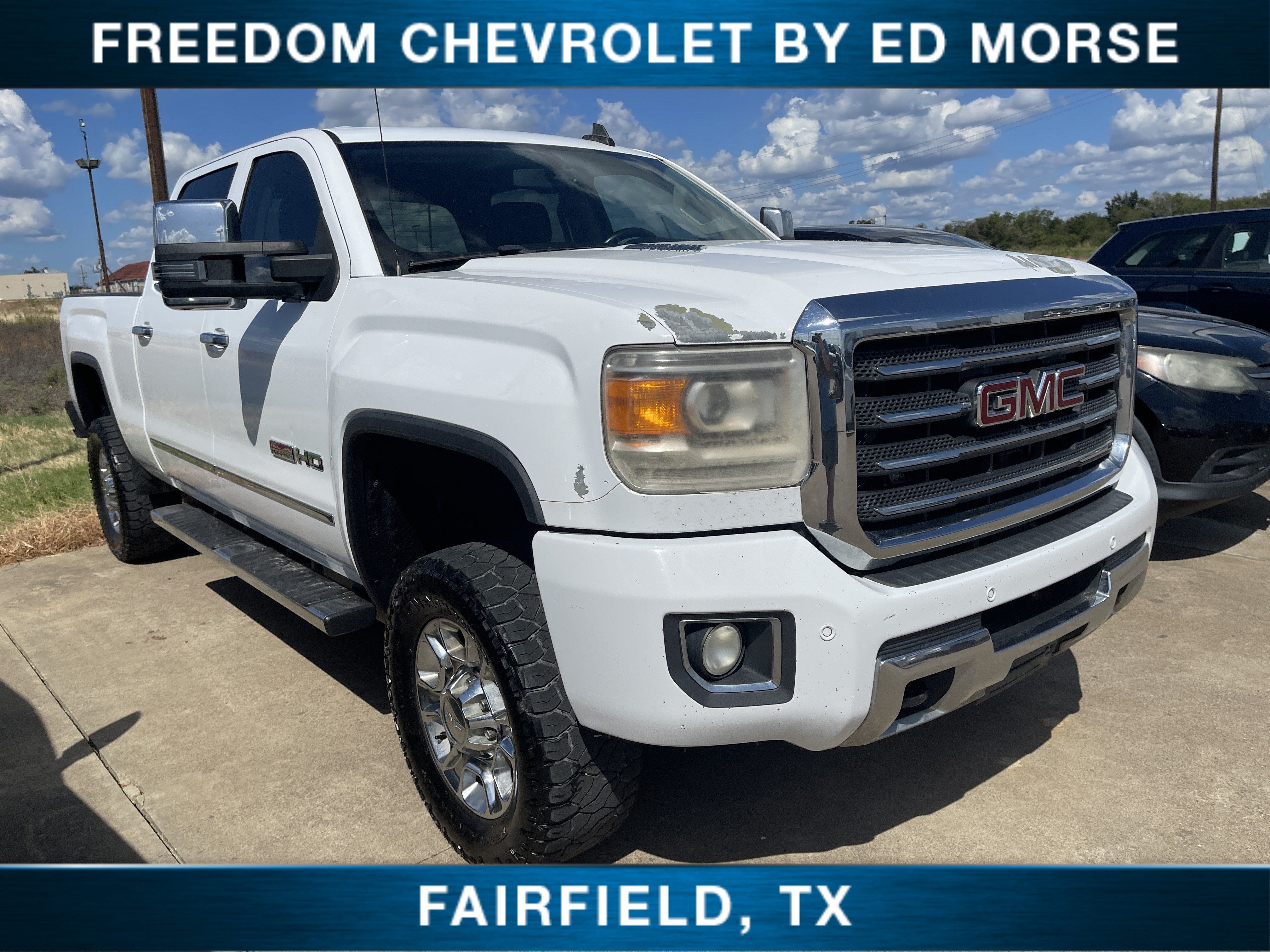 2015 GMC Sierra 2500HD available WiFi SLT