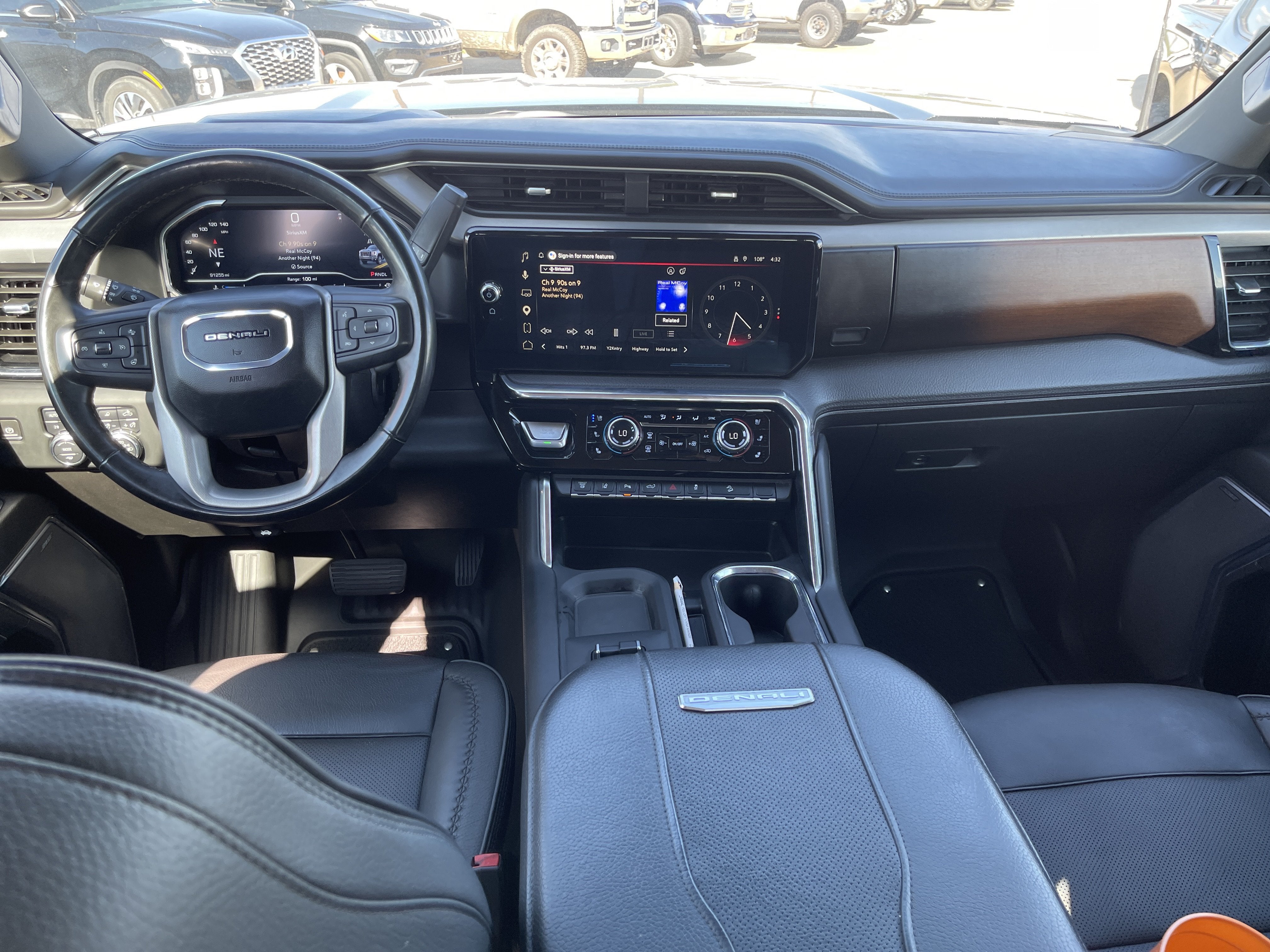 2024 GMC Sierra 2500HD Denali
