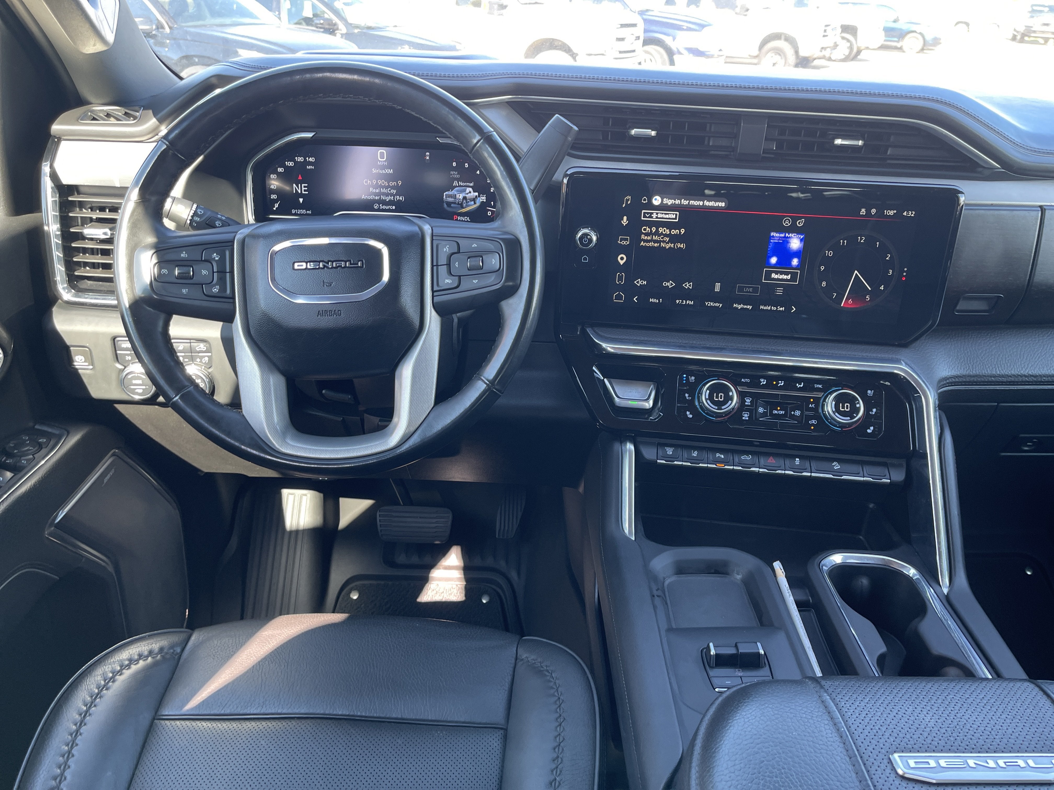 2024 GMC Sierra 2500HD Denali