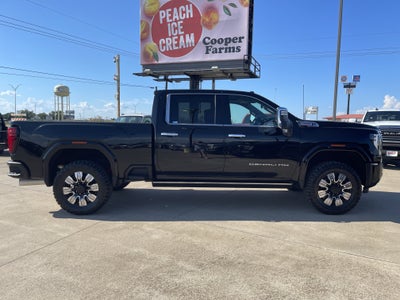 2024 GMC Sierra 2500HD Denali
