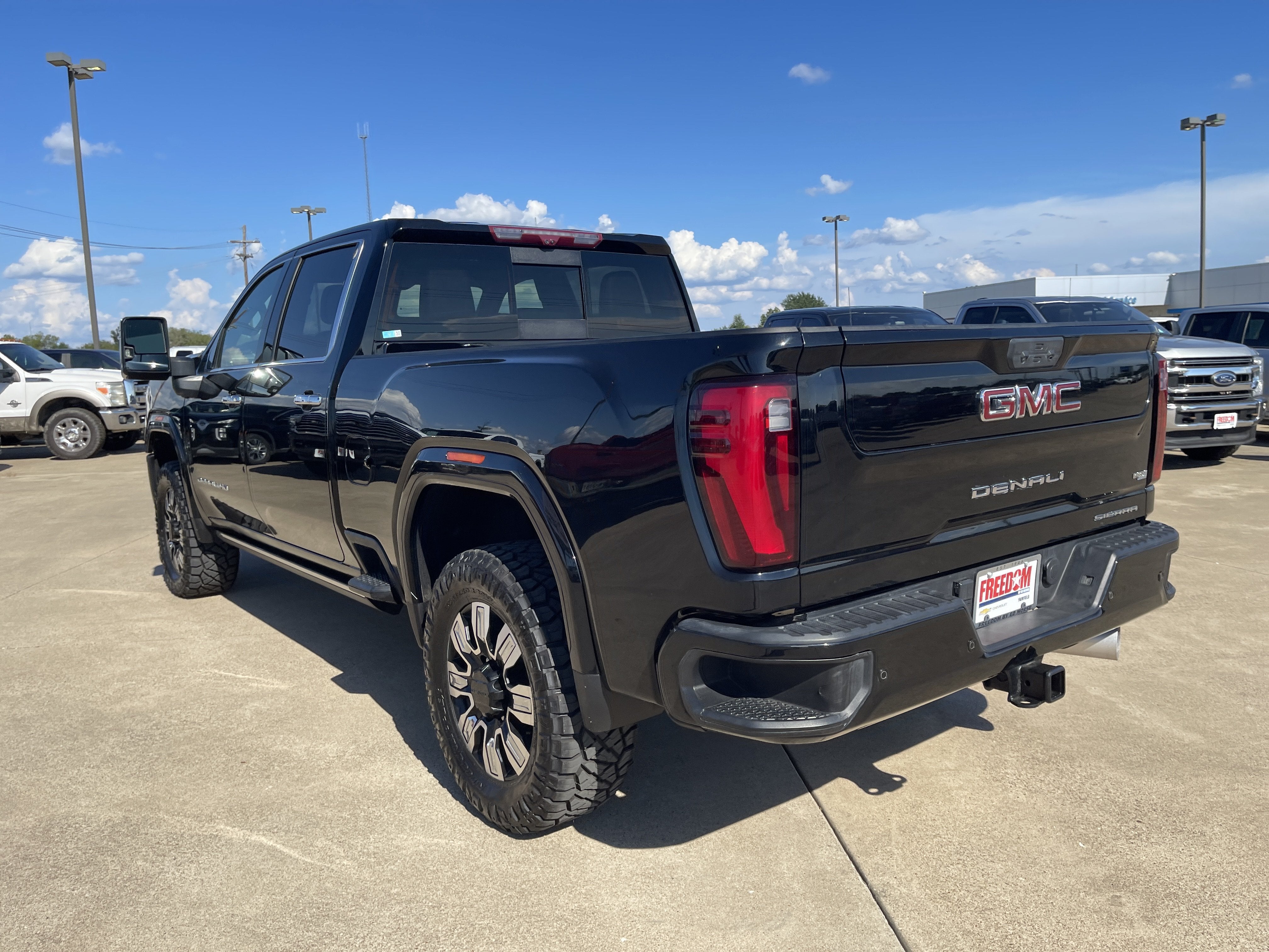 2024 GMC Sierra 2500HD Denali