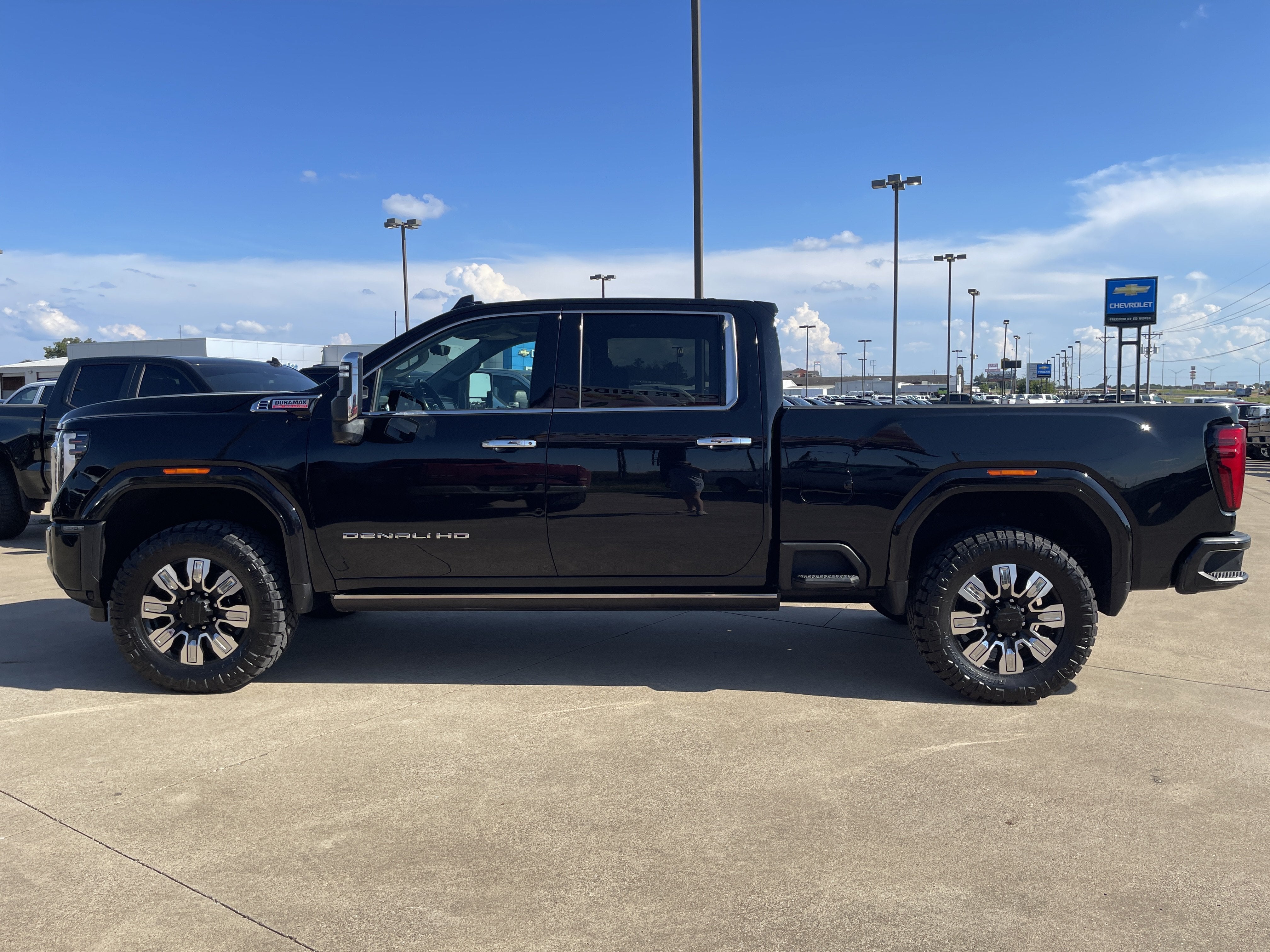2024 GMC Sierra 2500HD Denali