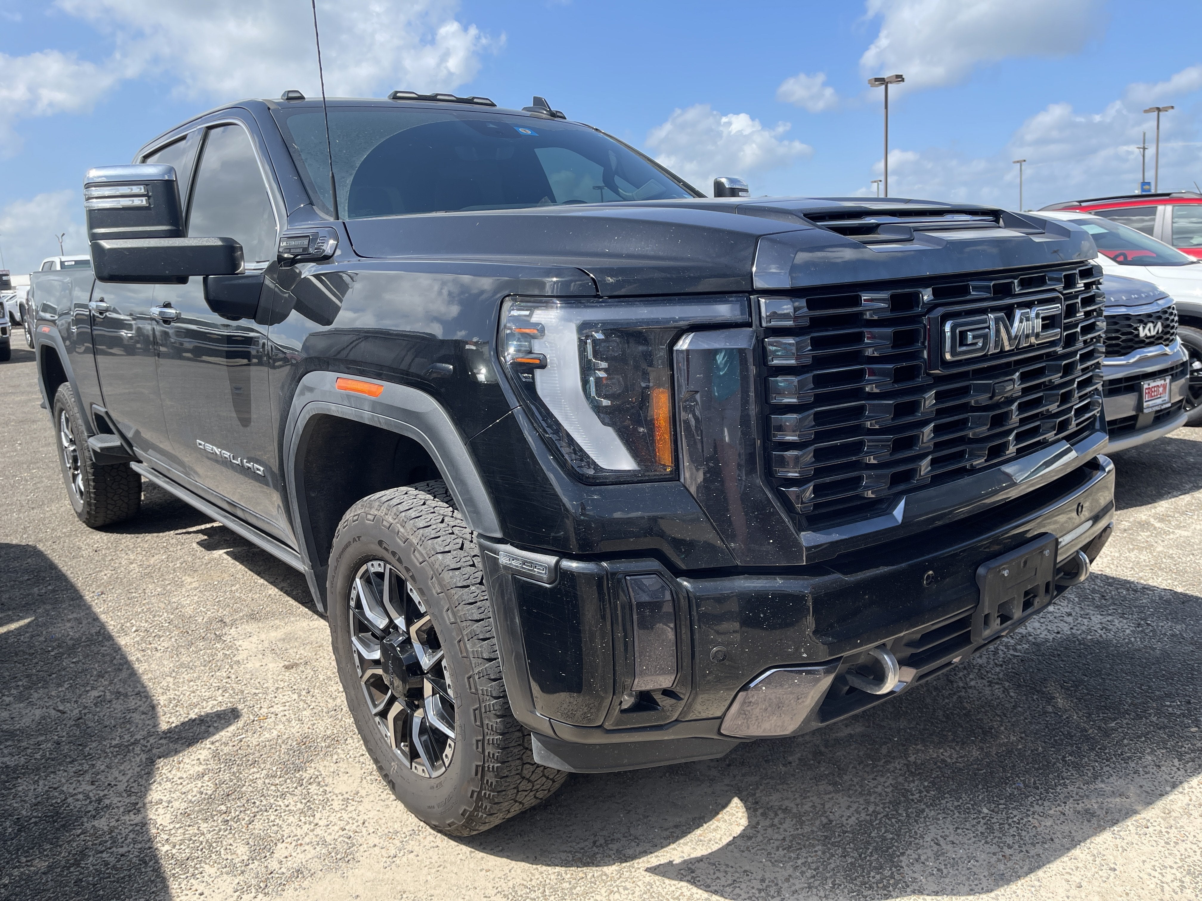2024 GMC Sierra 3500HD Denali Ultimate