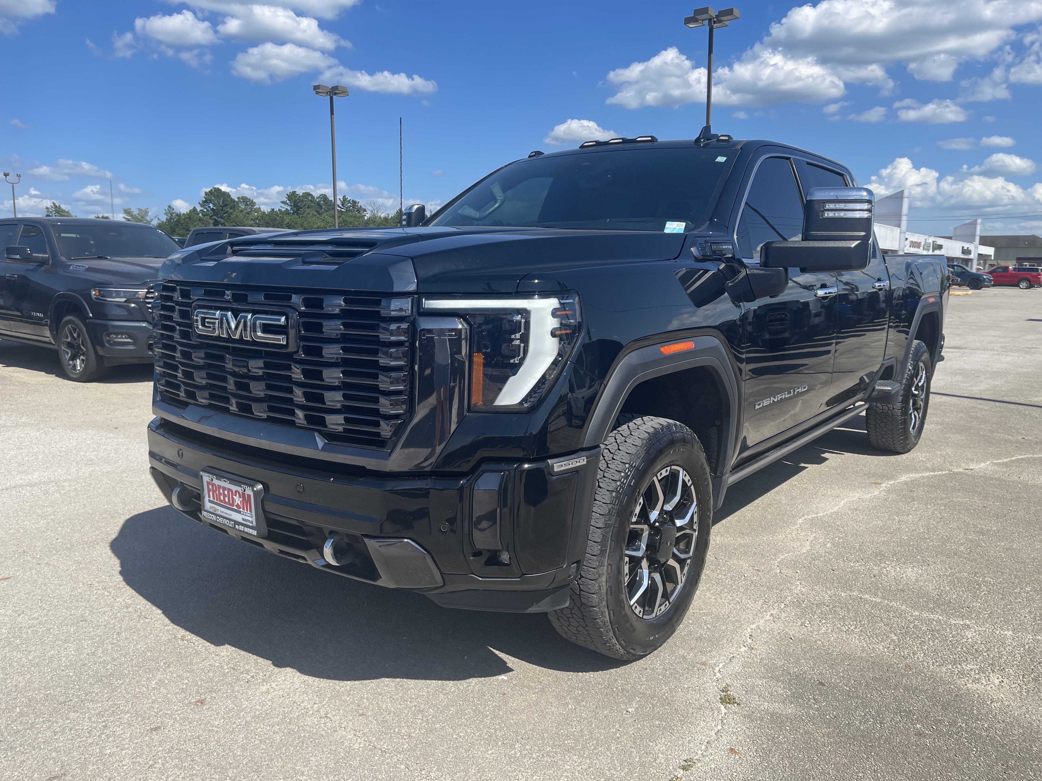 2024 GMC Sierra 3500HD Denali Ultimate