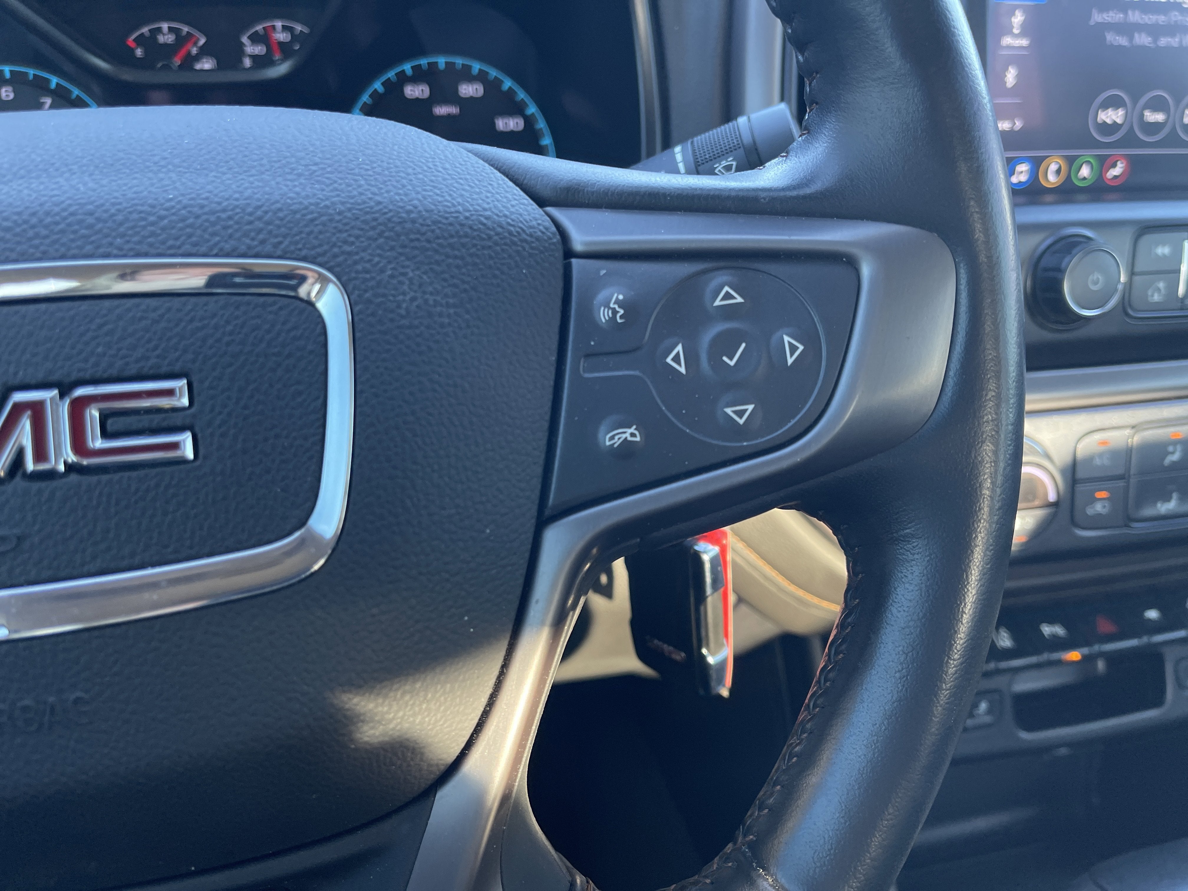 2021 GMC Canyon 4WD AT4 w/Leather