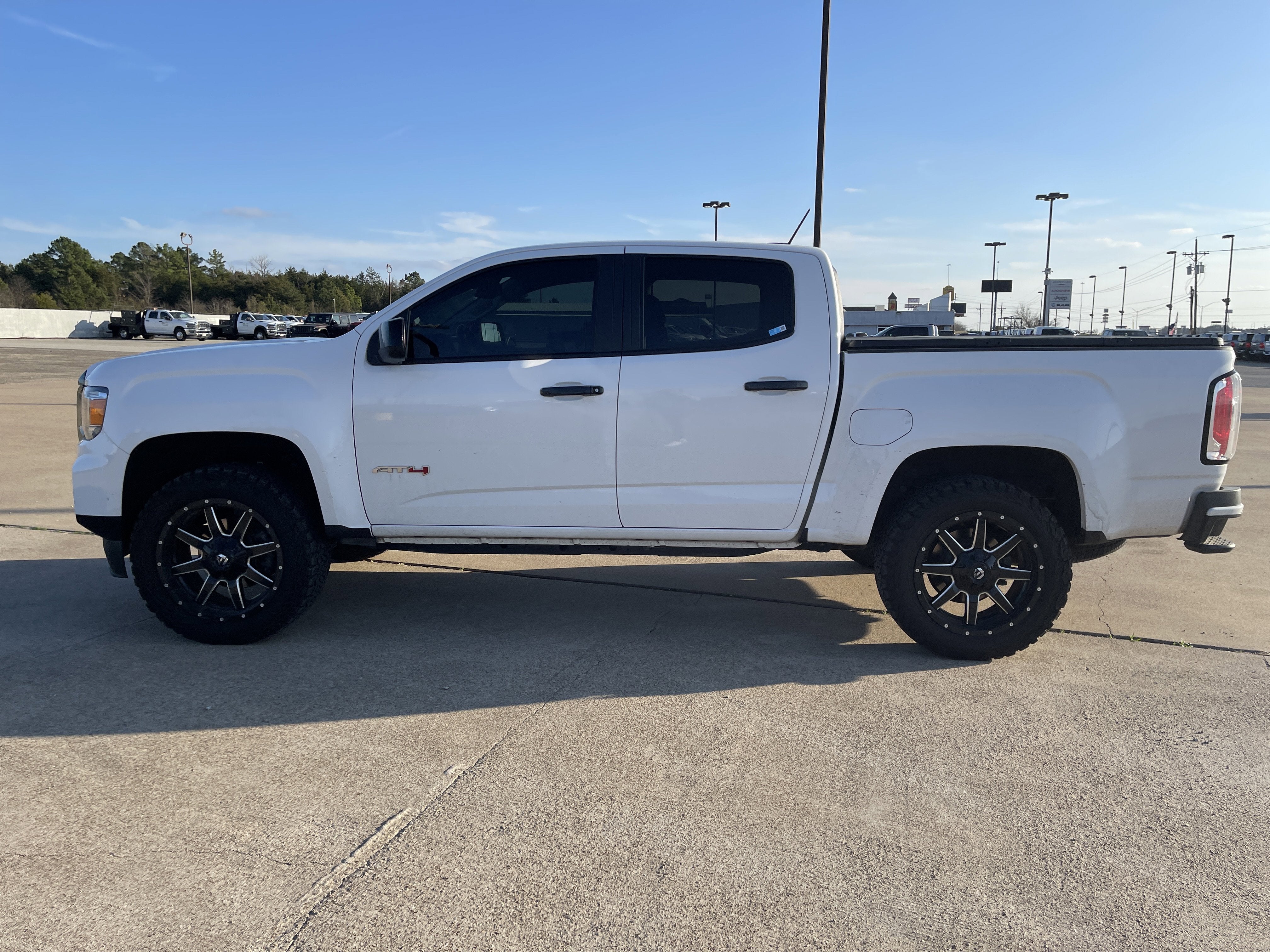 2021 GMC Canyon 4WD AT4 w/Leather