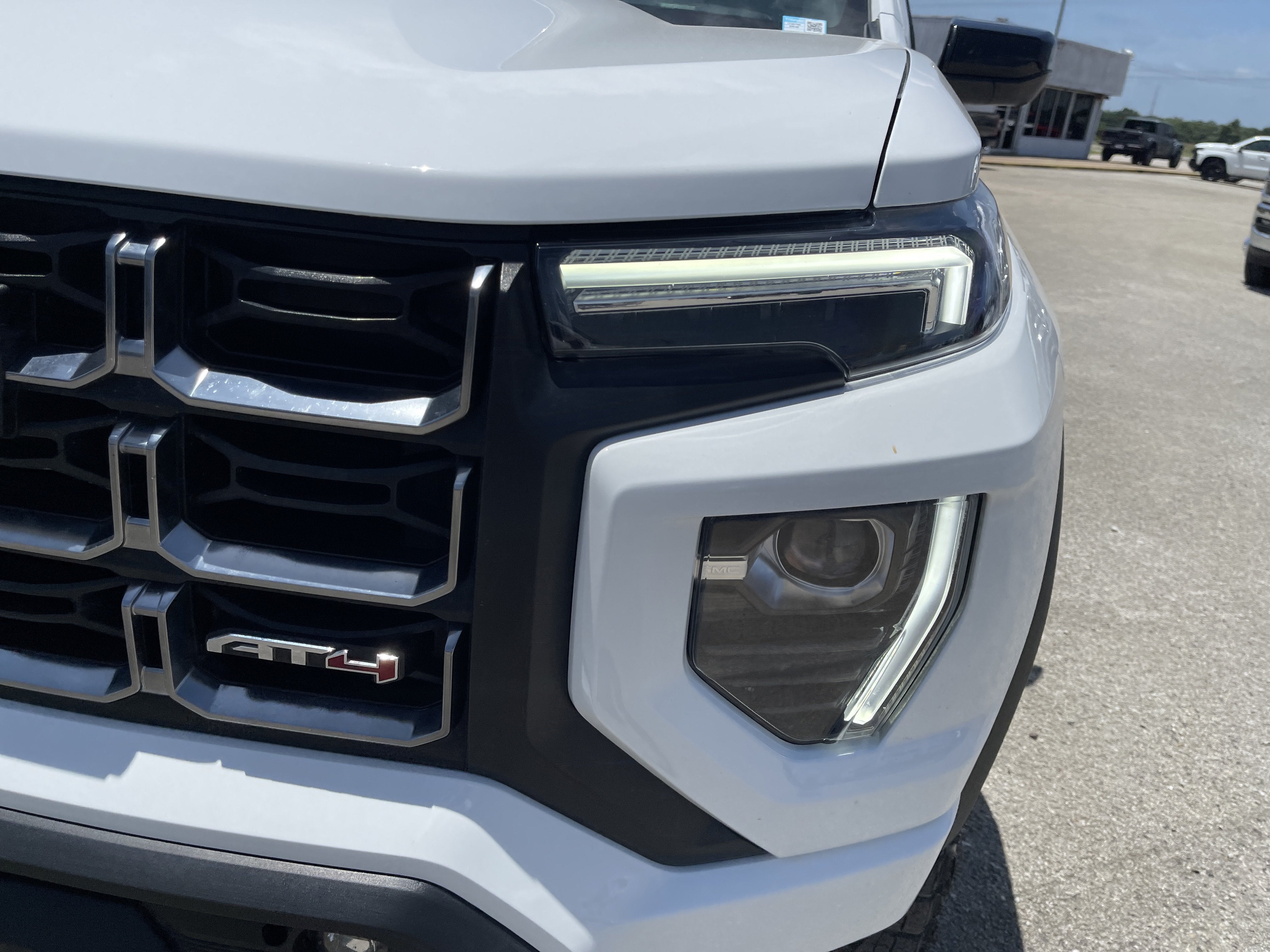 2024 GMC Canyon 4WD AT4