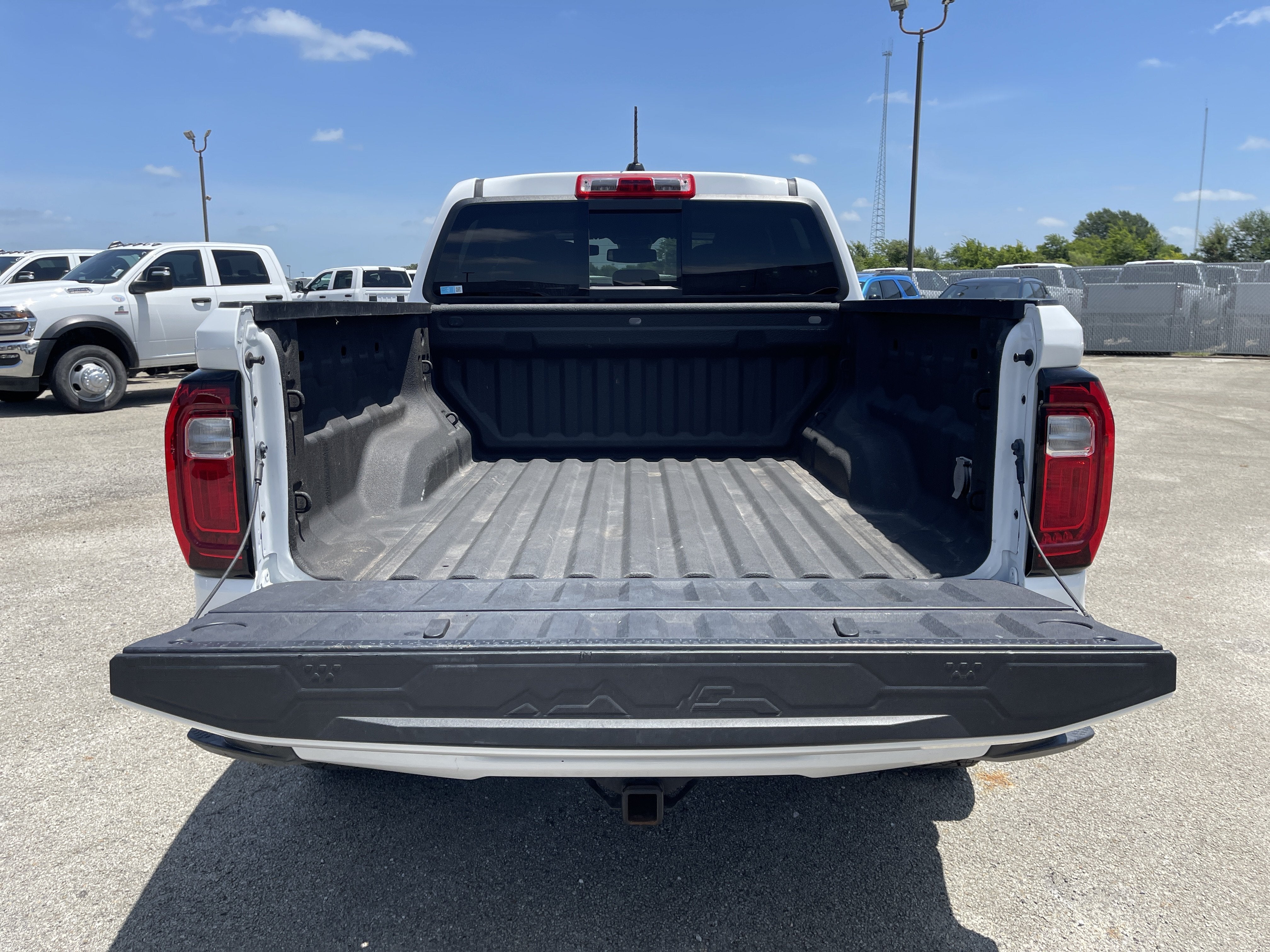 2024 GMC Canyon 4WD AT4