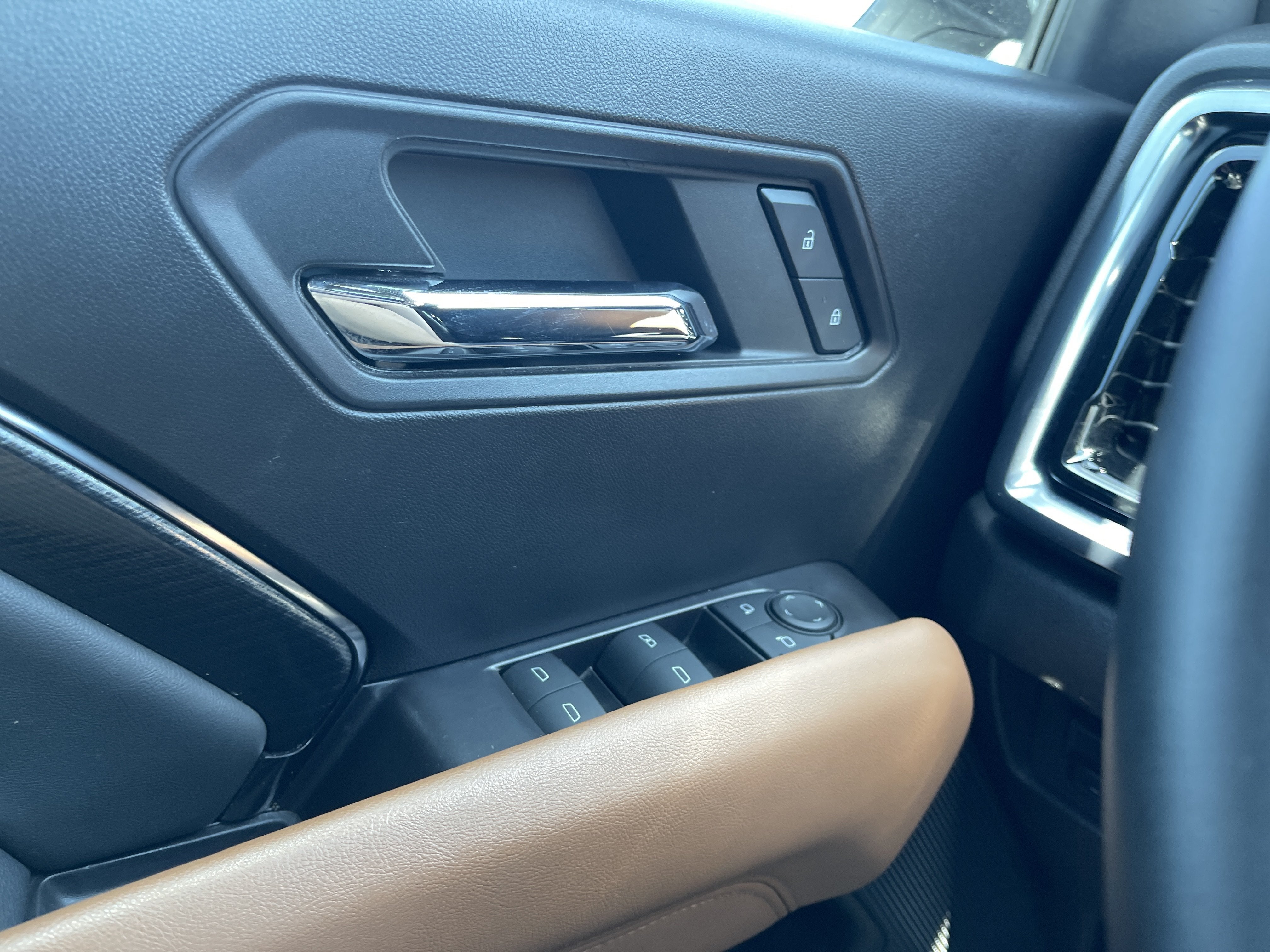 2024 GMC Canyon 4WD AT4