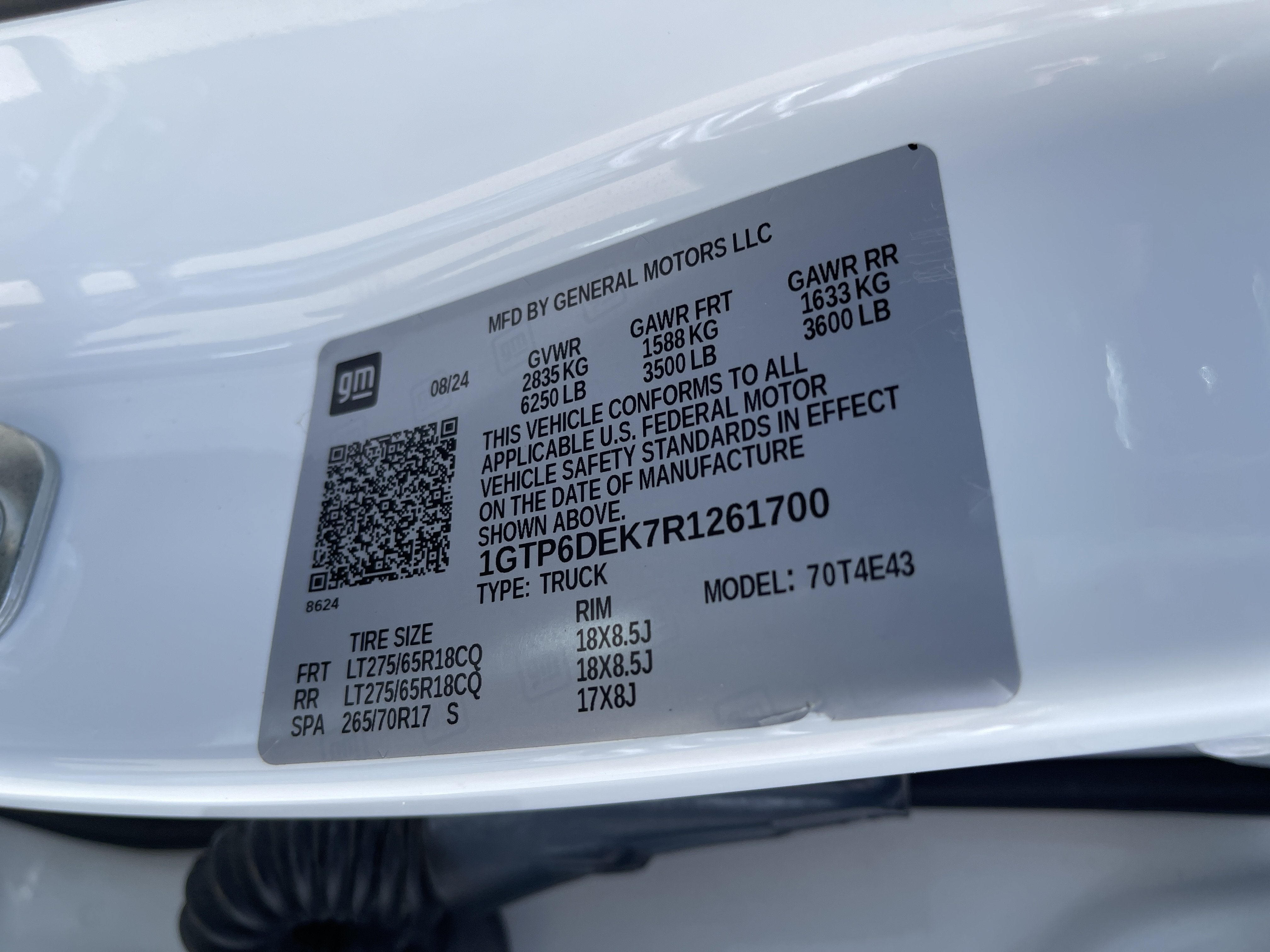 2024 GMC Canyon 4WD AT4