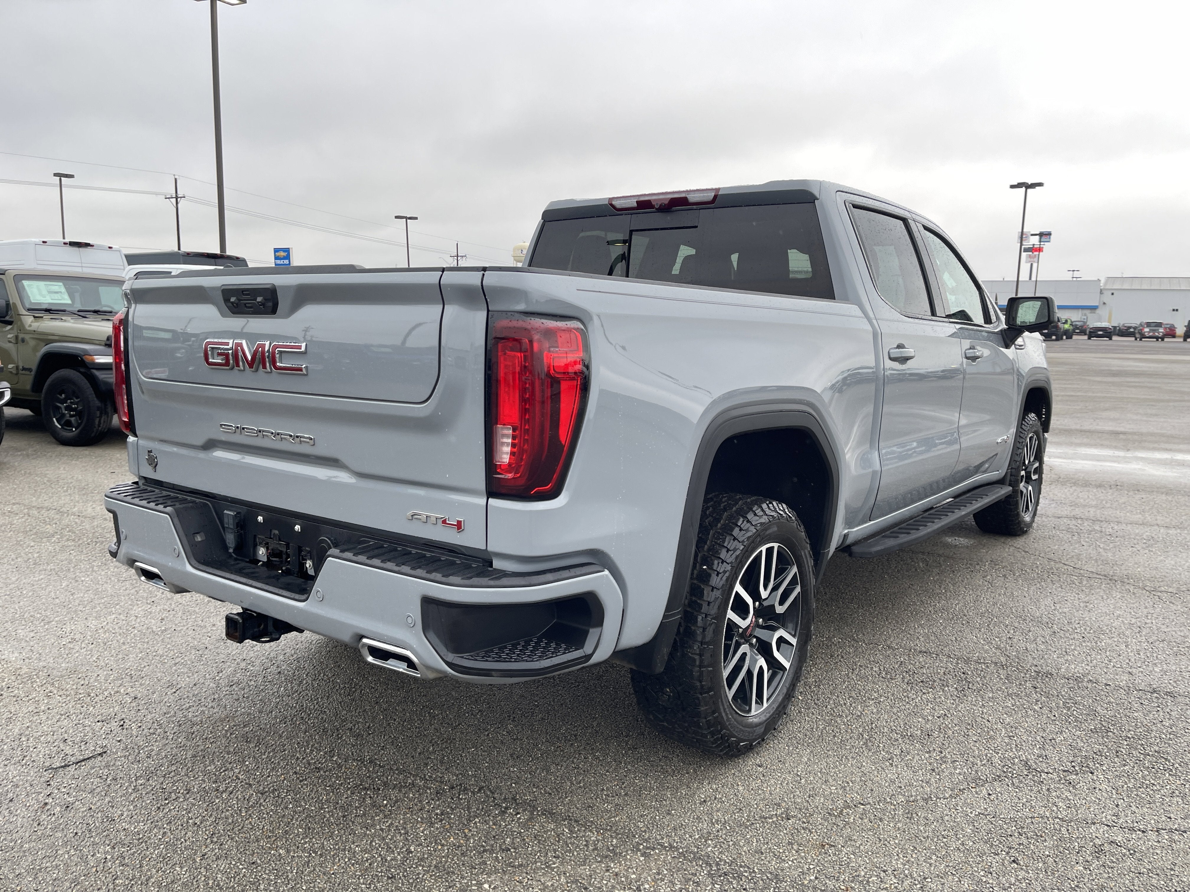 2024 GMC Sierra 1500 AT4