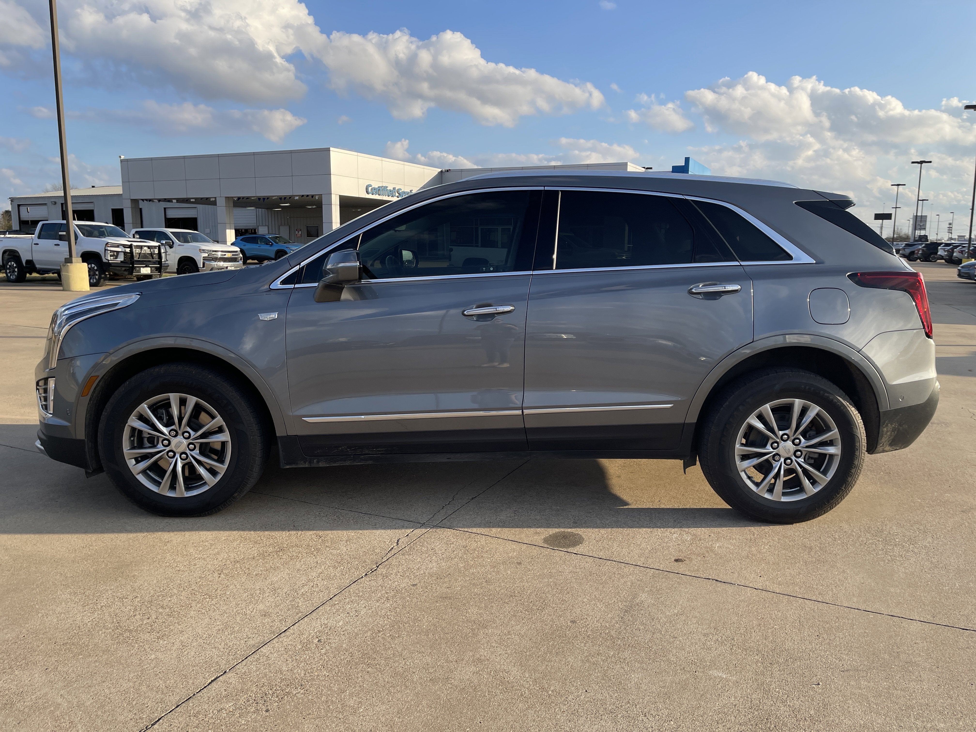 2021 Cadillac XT5 FWD Premium Luxury