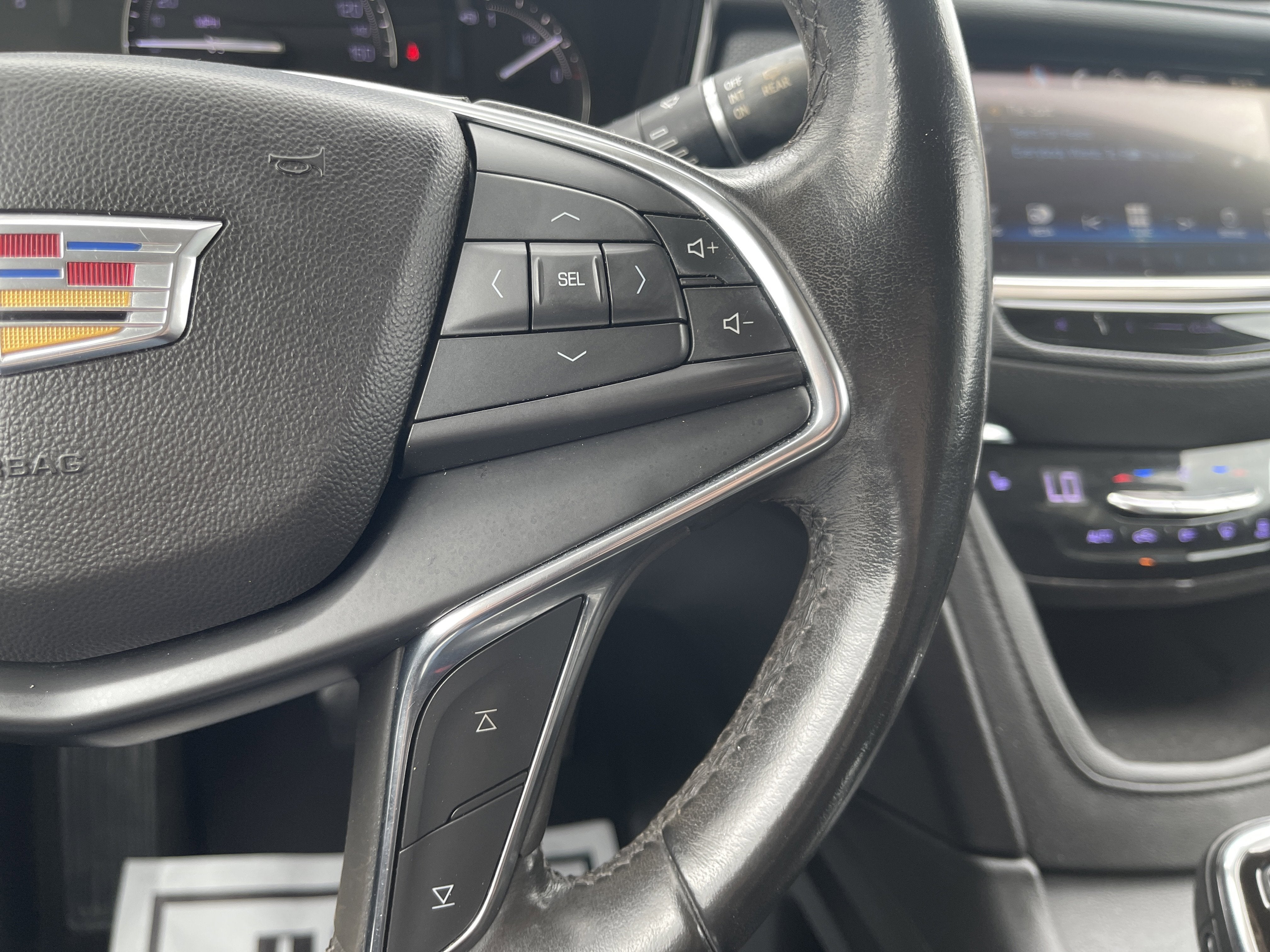 2019 Cadillac XT5 Luxury FWD