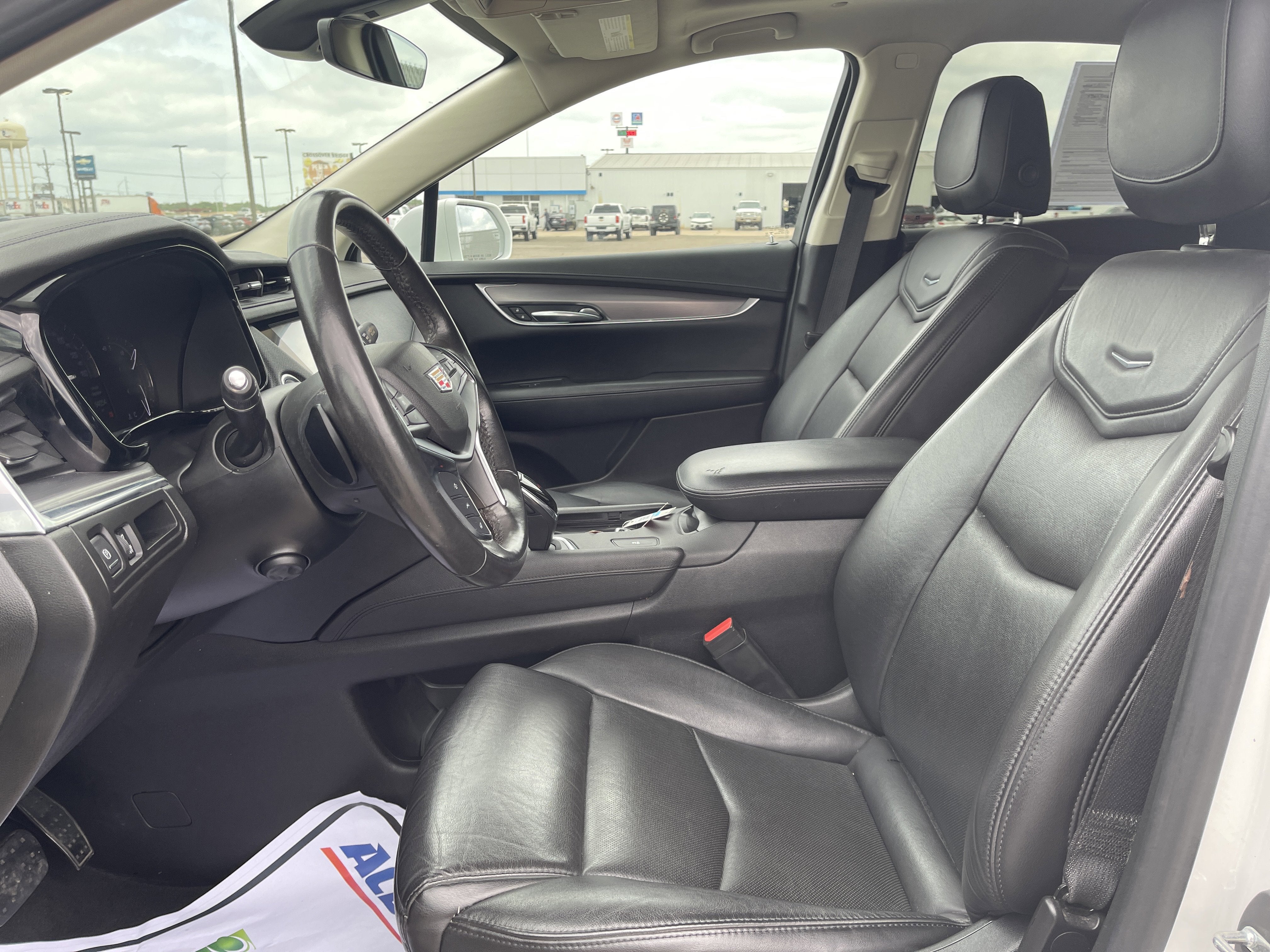 2019 Cadillac XT5 Luxury FWD