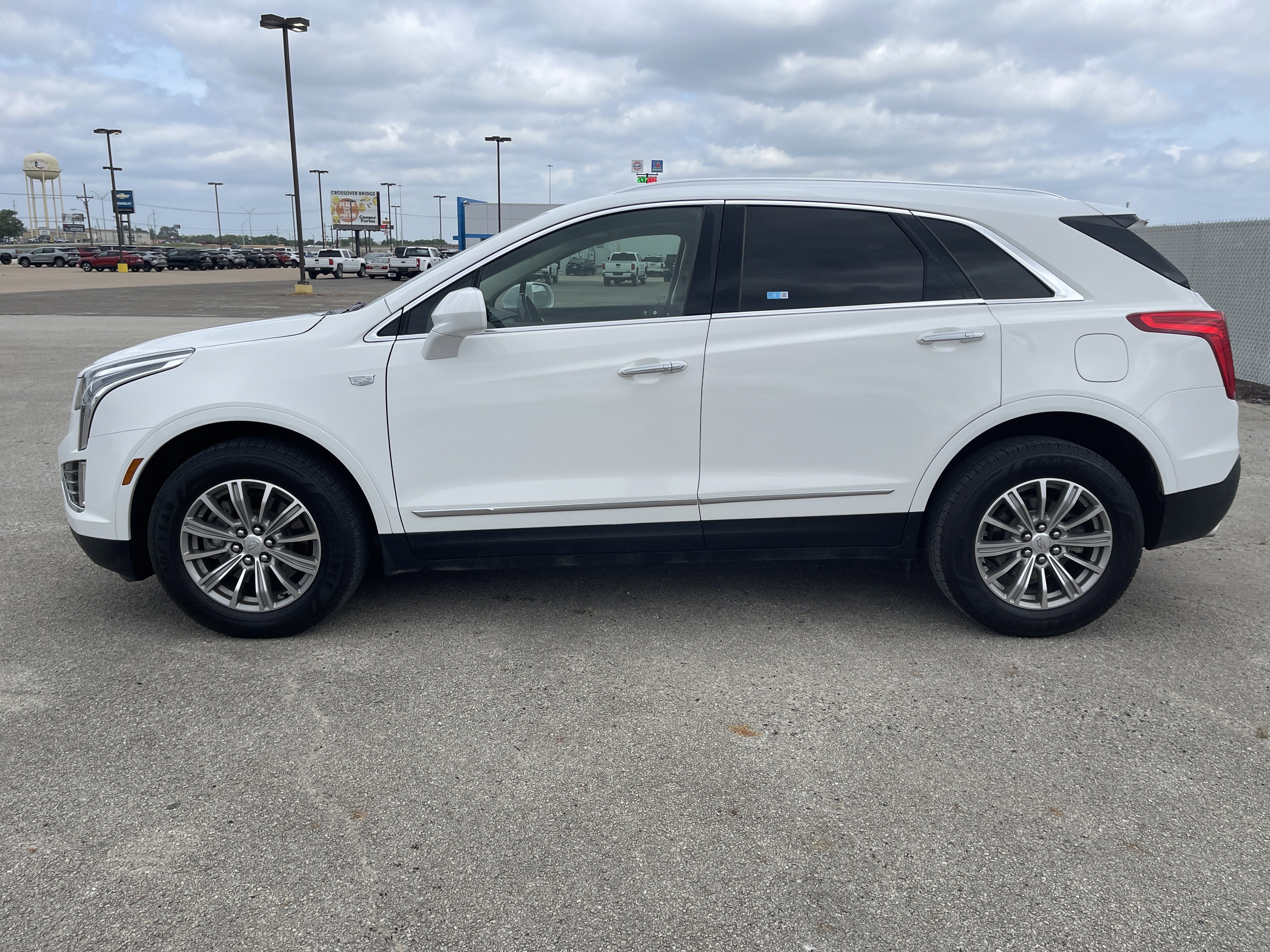 2019 Cadillac XT5 Luxury FWD
