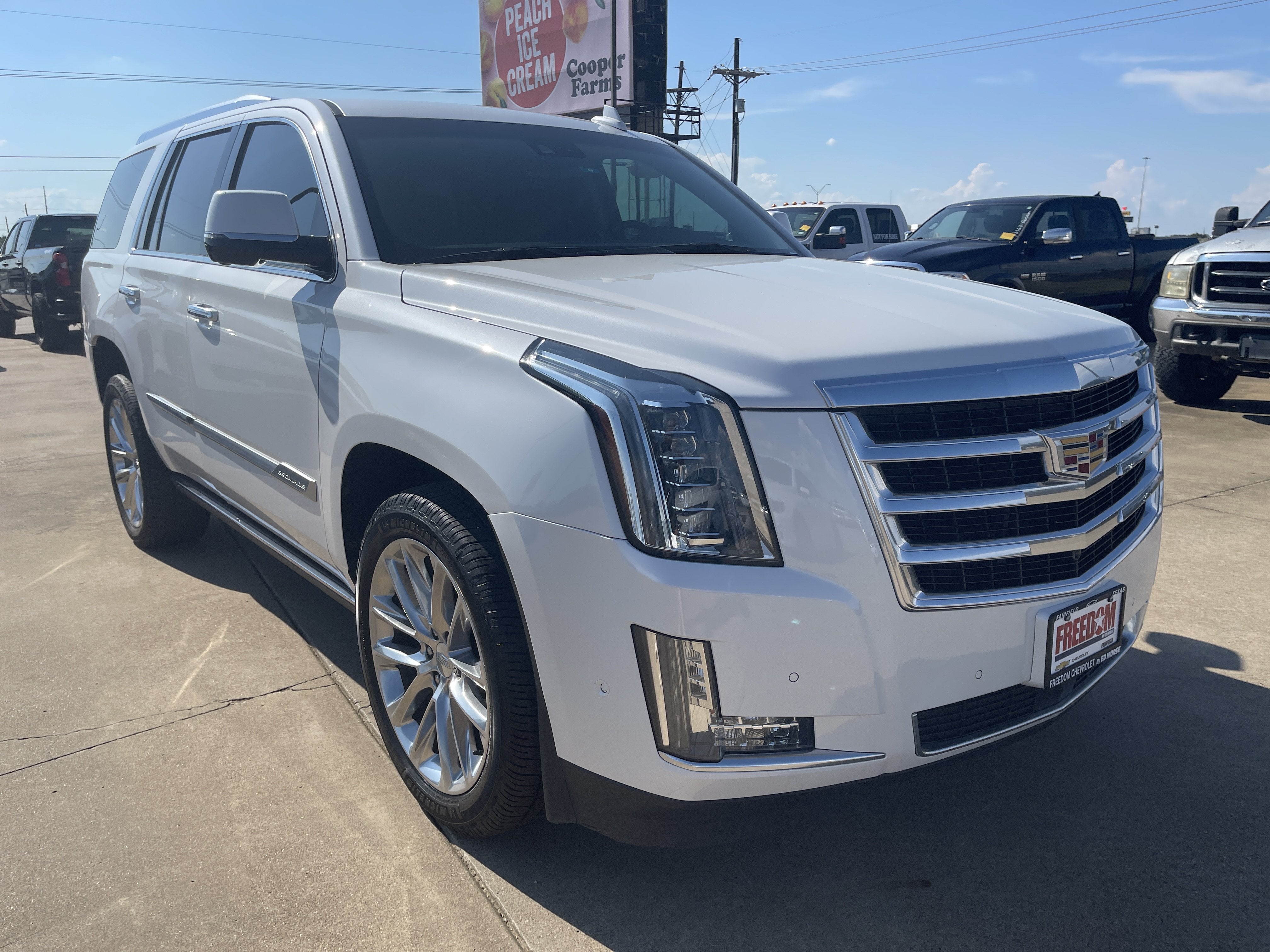 2020 Cadillac Escalade Premium Luxury